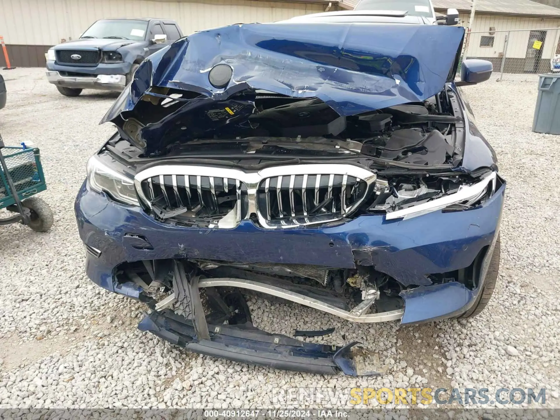 6 fotografías del automóvil dañado WBA5R7C52KAJ79048 BMW 330I 2019