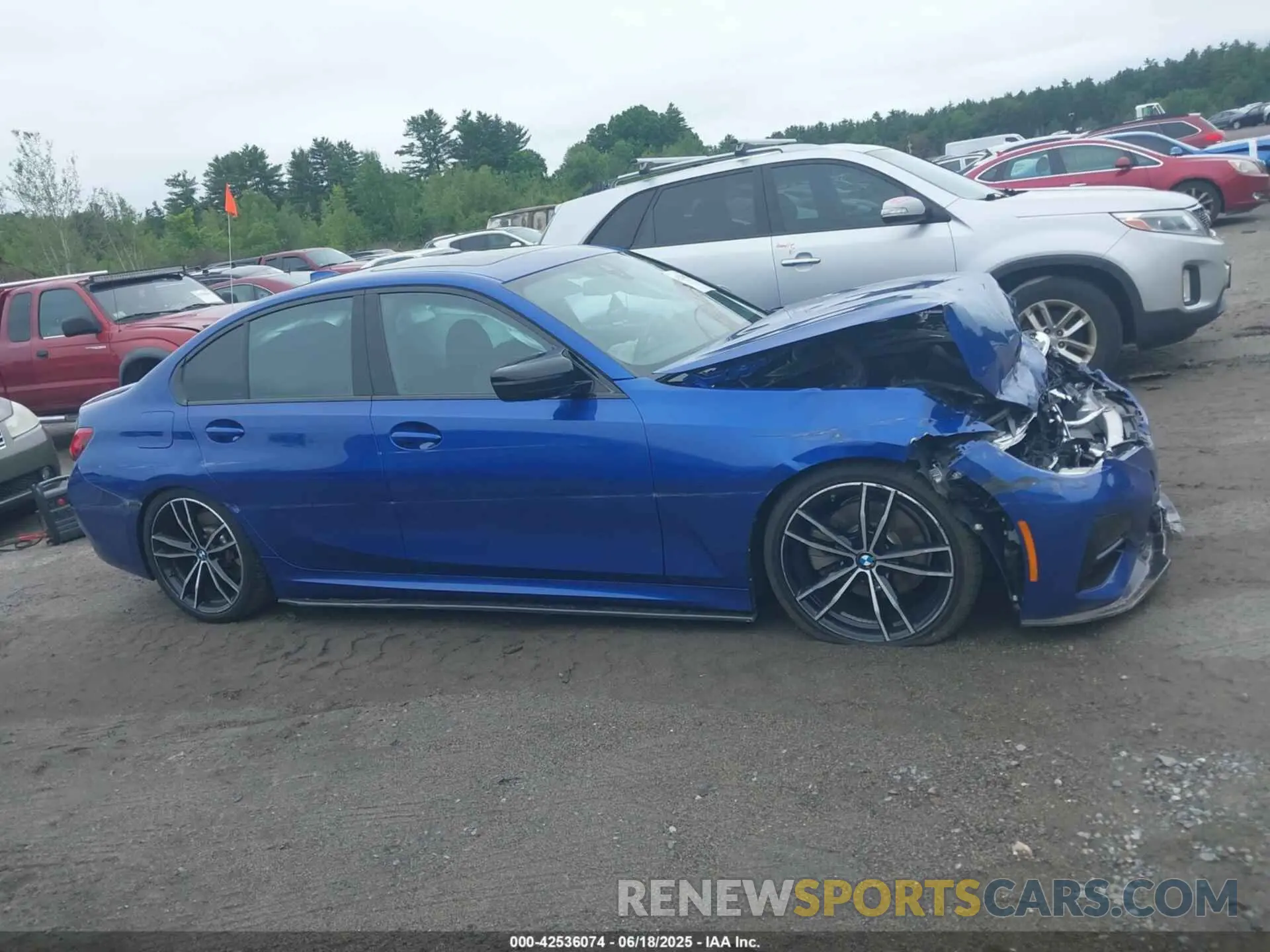 13 fotografías del automóvil dañado WBA5R7C52KAJ81818 BMW 330I 2019