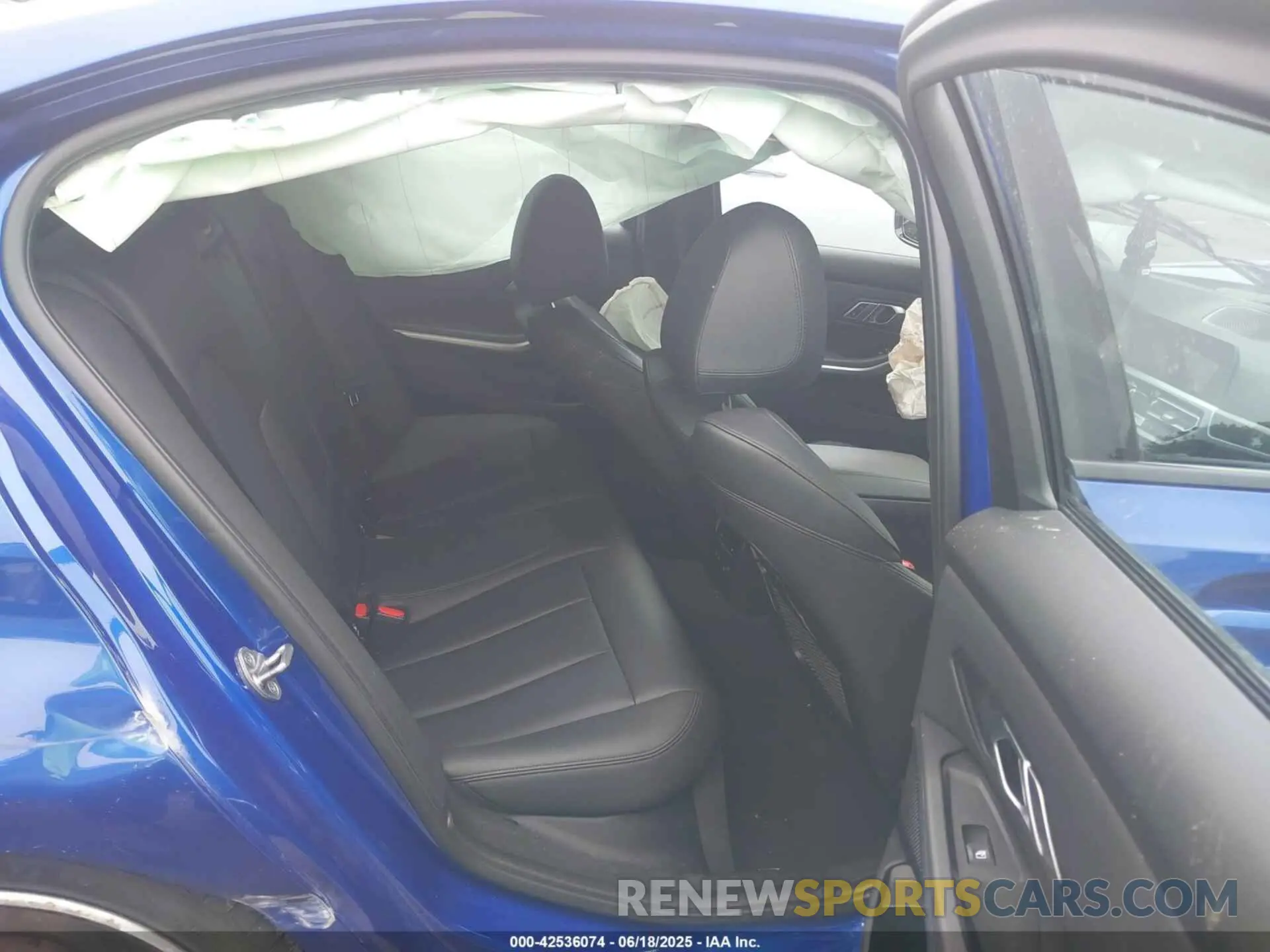 8 fotografías del automóvil dañado WBA5R7C52KAJ81818 BMW 330I 2019