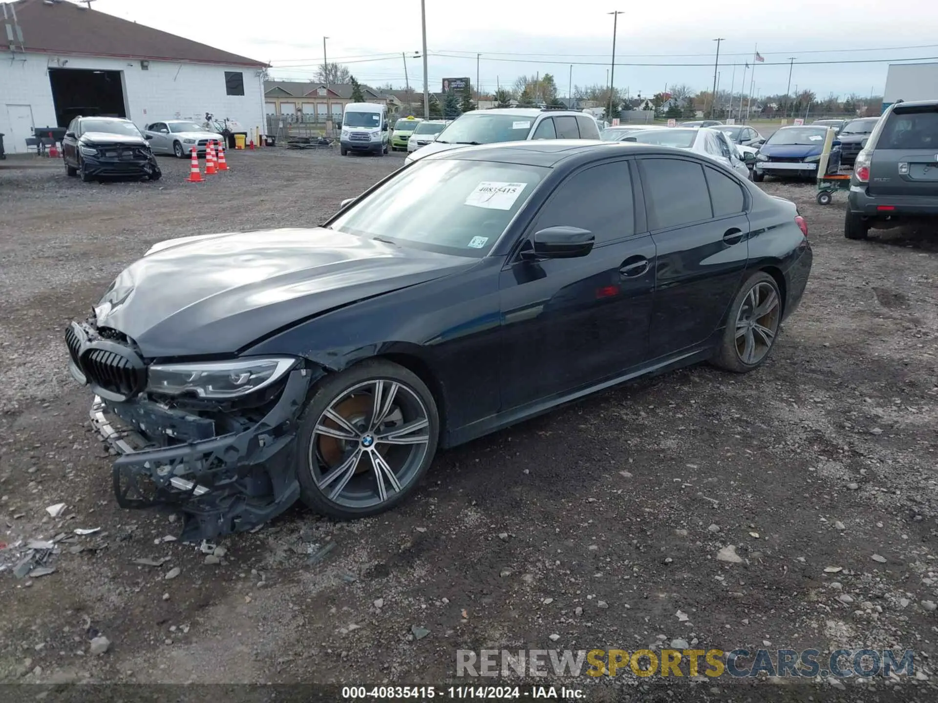2 fotografías del automóvil dañado WBA5R7C53KFH15365 BMW 330I 2019