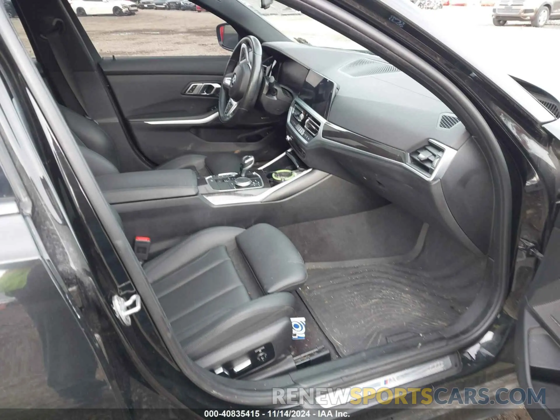 5 fotografías del automóvil dañado WBA5R7C53KFH15365 BMW 330I 2019