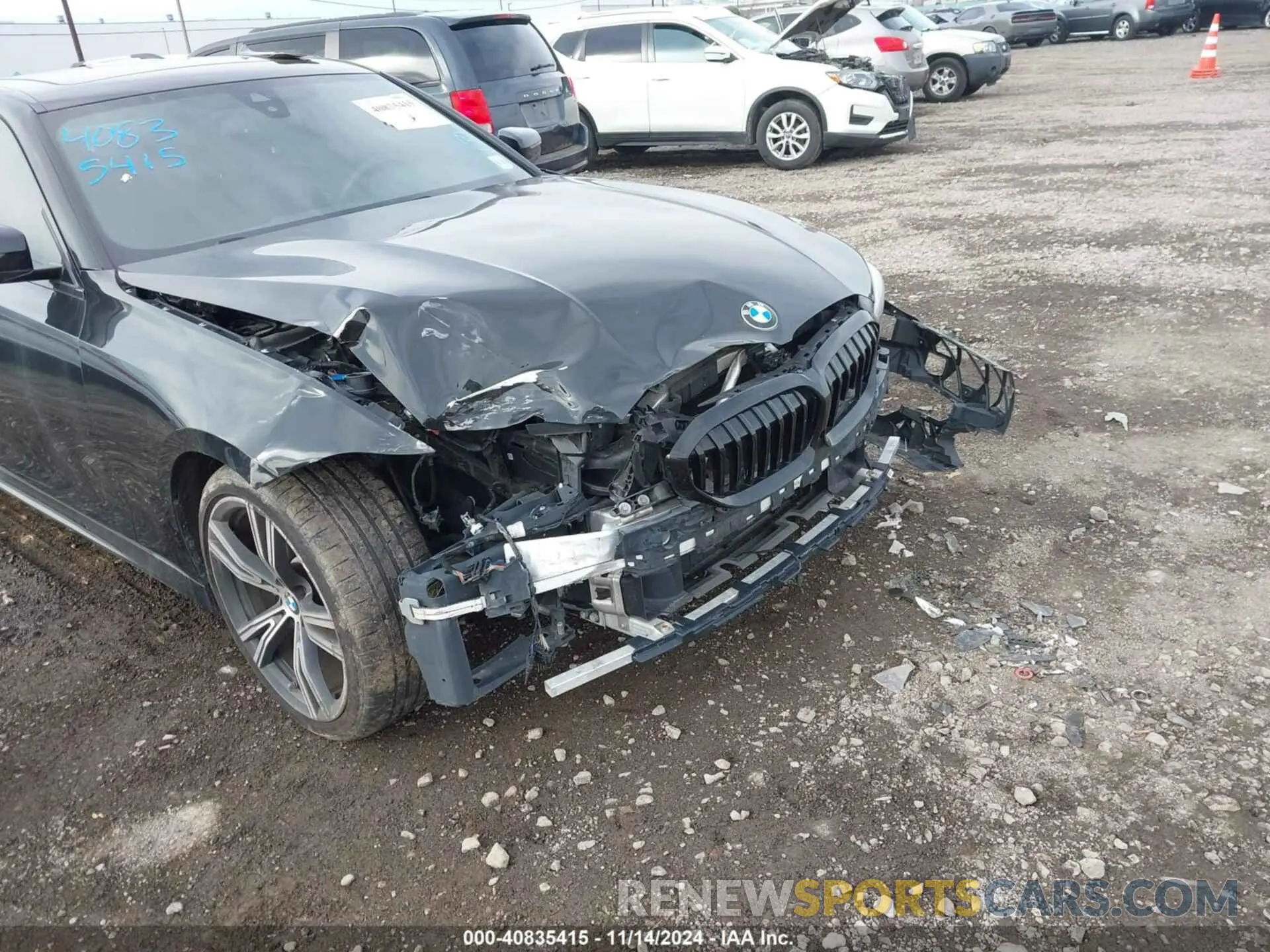 6 fotografías del automóvil dañado WBA5R7C53KFH15365 BMW 330I 2019