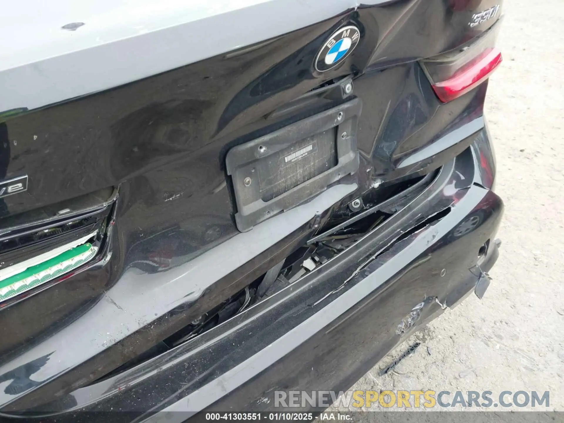 6 fotografías del automóvil dañado WBA5R7C56KAJ84558 BMW 330I 2019