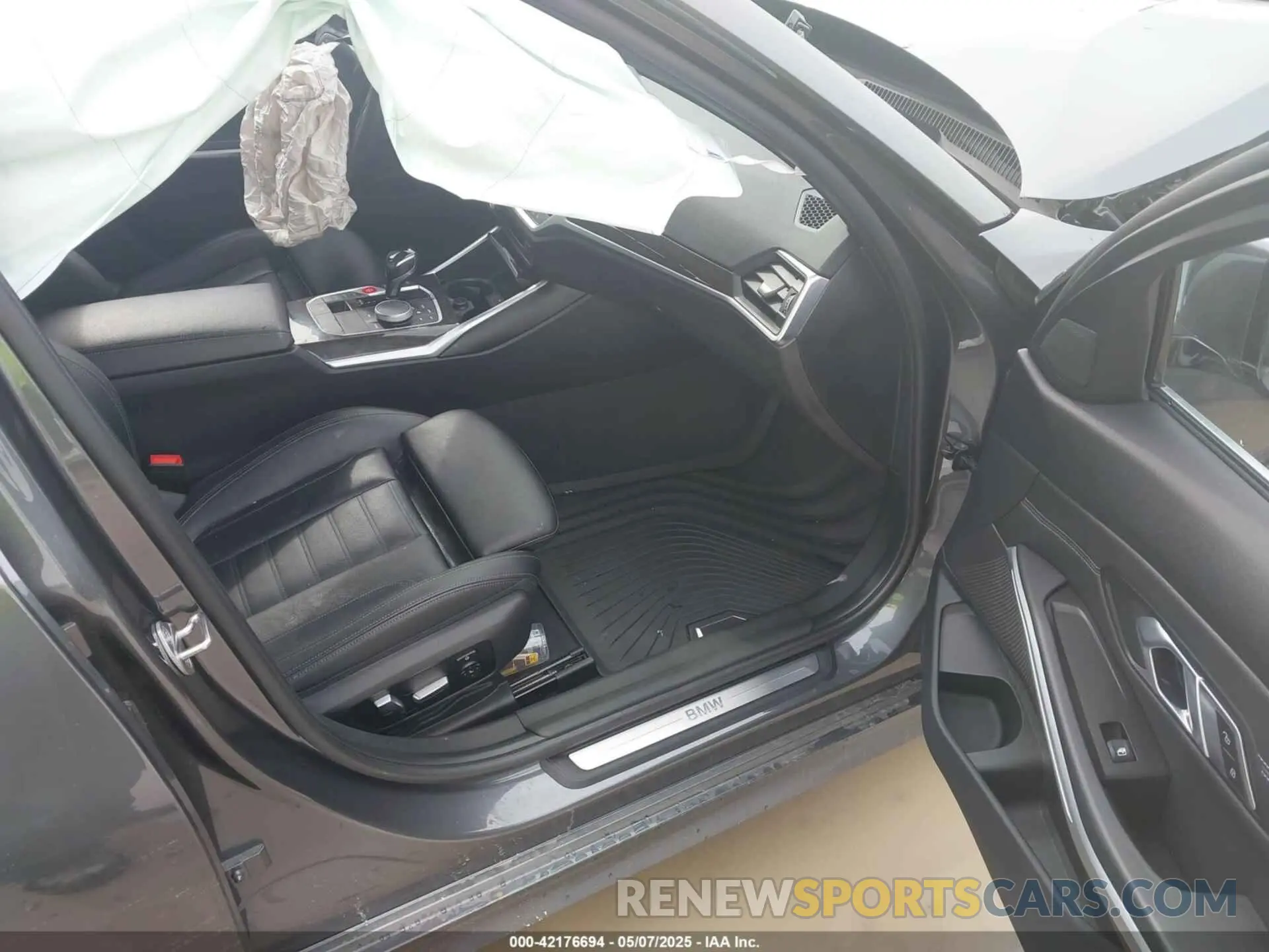 5 fotografías del automóvil dañado WBA5R7C56KFH24206 BMW 330I 2019
