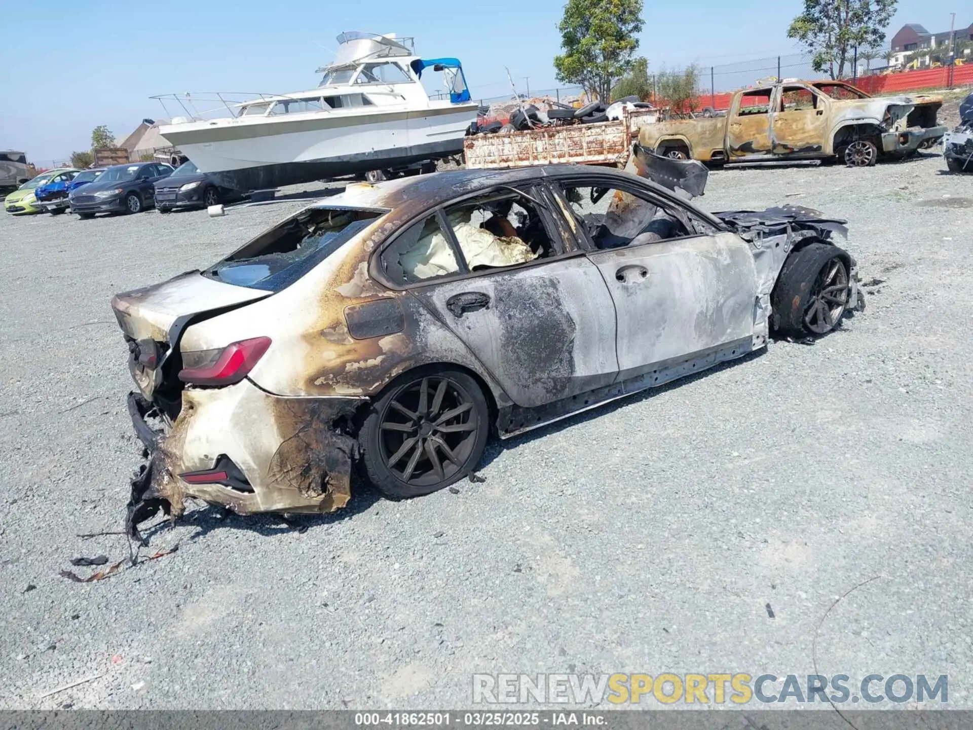 4 fotografías del automóvil dañado 3MW5R1J00L8B03958 BMW 330I 2020