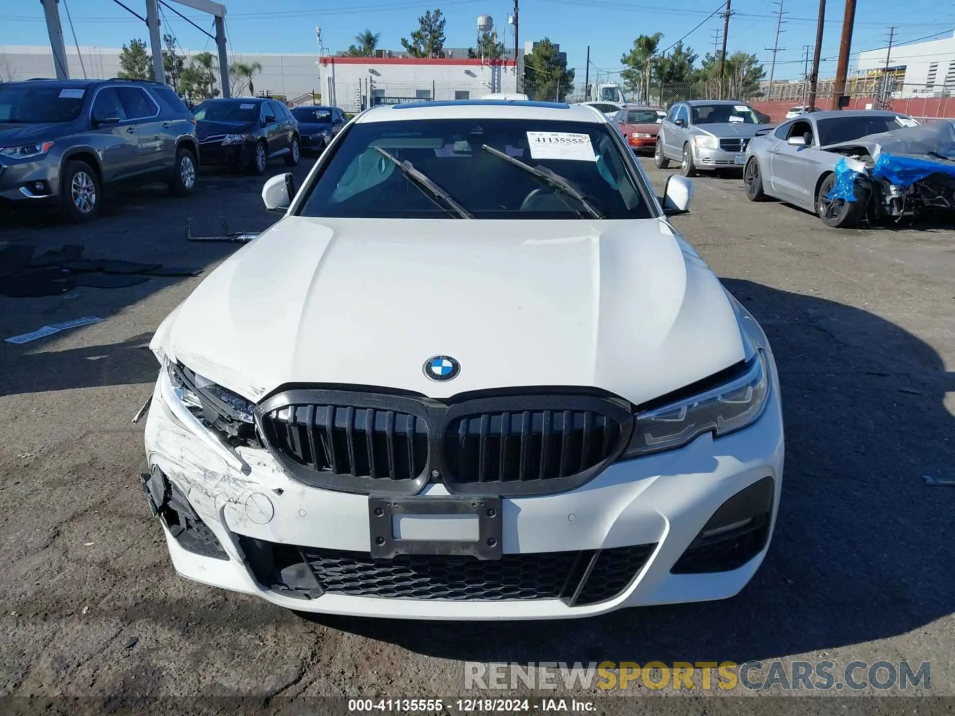 12 fotografías del automóvil dañado 3MW5R1J00L8B19187 BMW 330I 2020