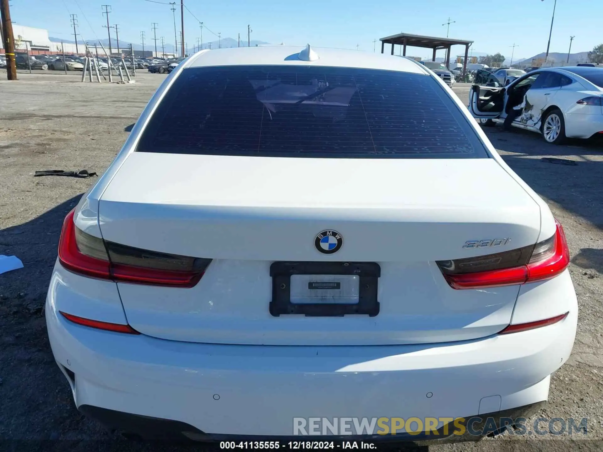 16 fotografías del automóvil dañado 3MW5R1J00L8B19187 BMW 330I 2020