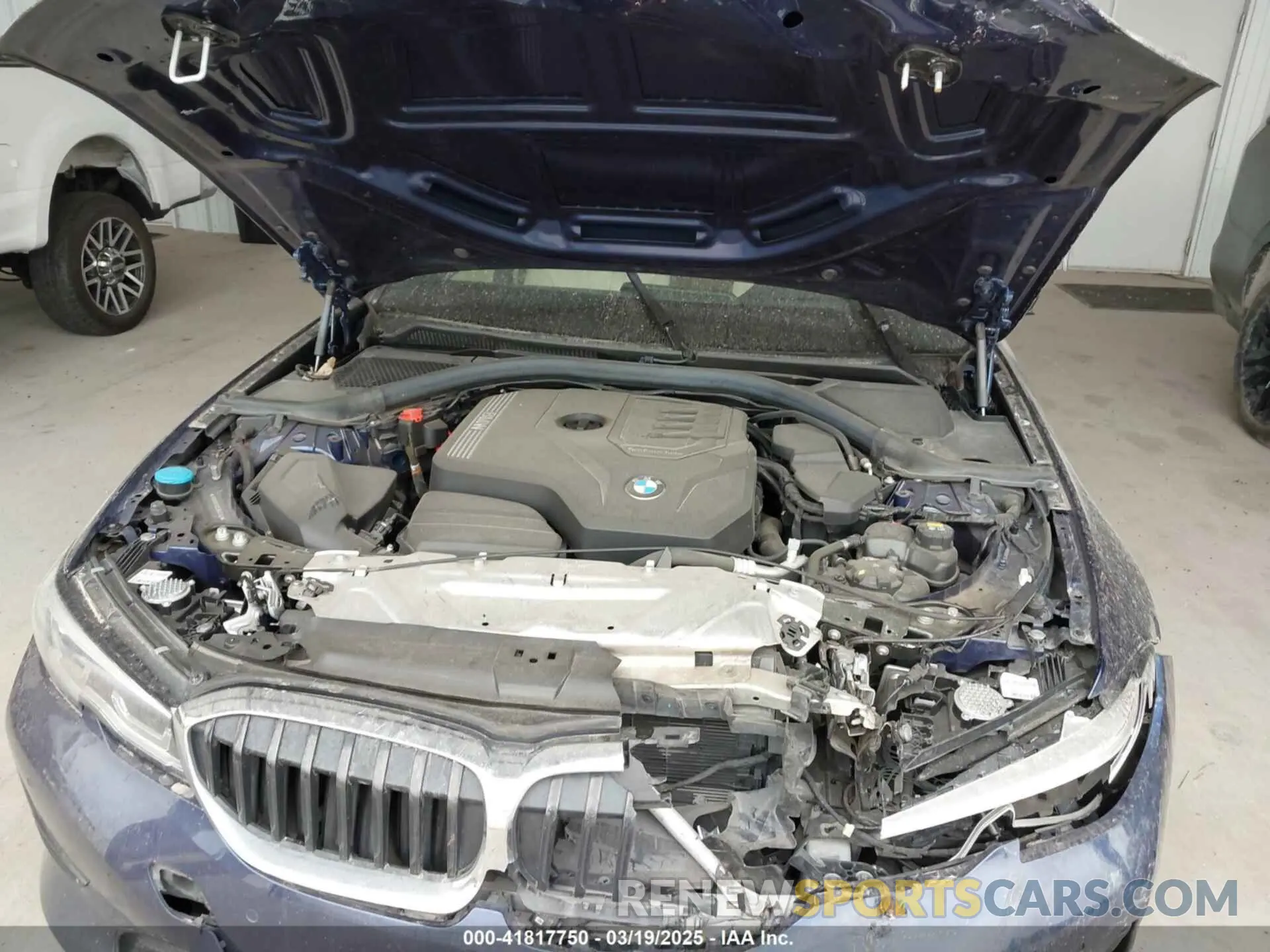 10 fotografías del automóvil dañado 3MW5R1J00L8B42355 BMW 330I 2020
