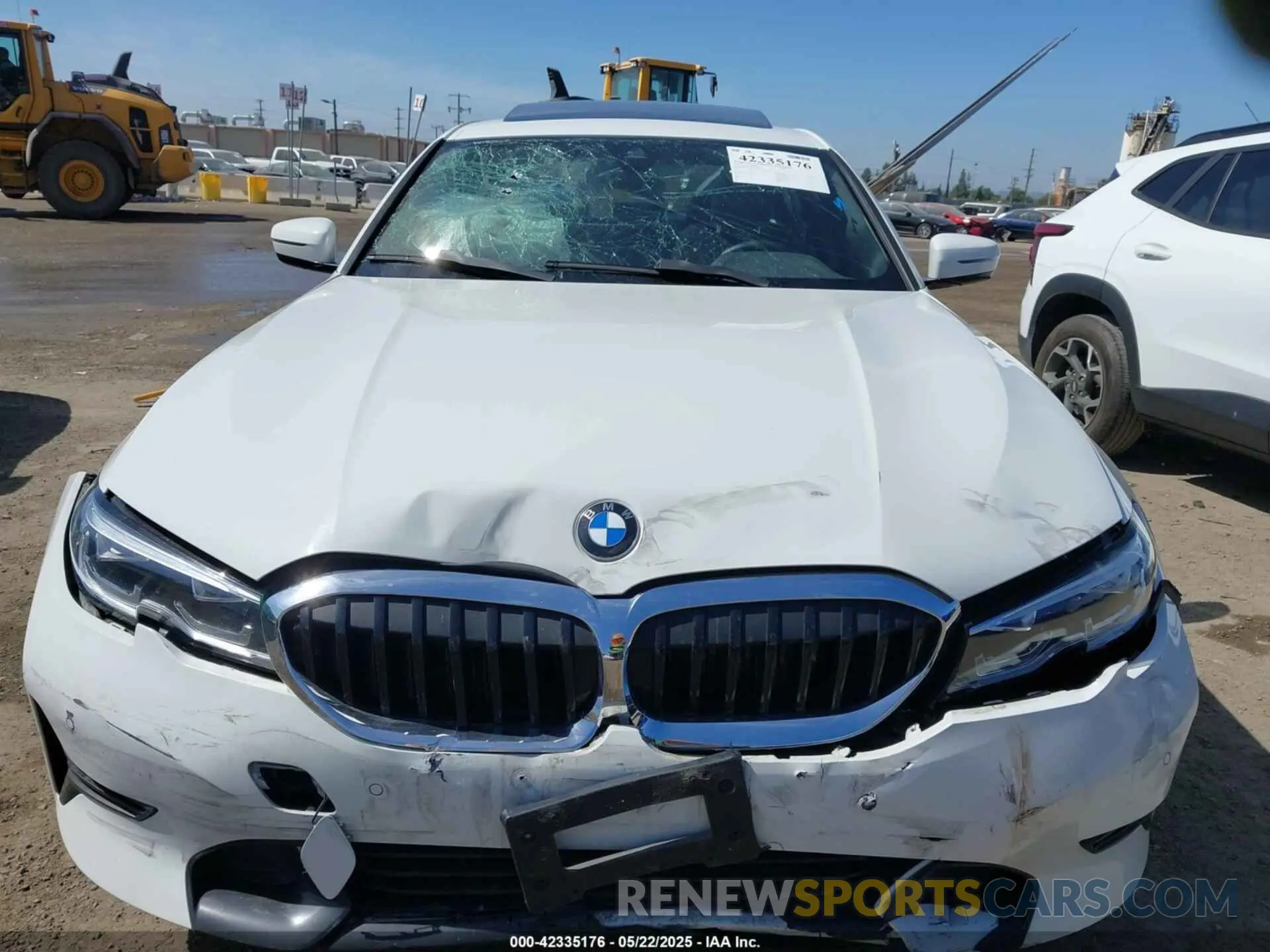 12 fotografías del automóvil dañado 3MW5R1J01L8B10868 BMW 330I 2020