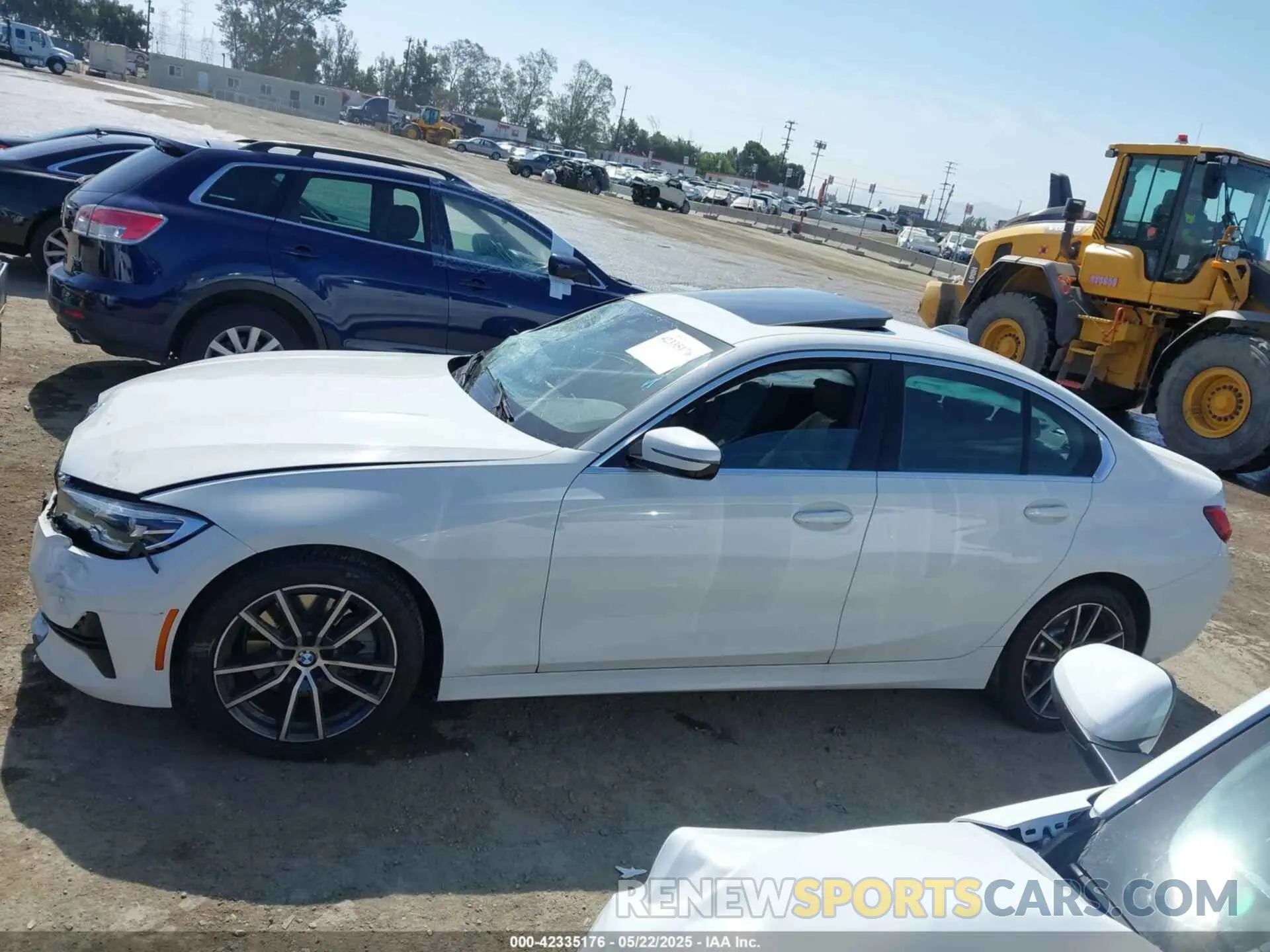 14 fotografías del automóvil dañado 3MW5R1J01L8B10868 BMW 330I 2020