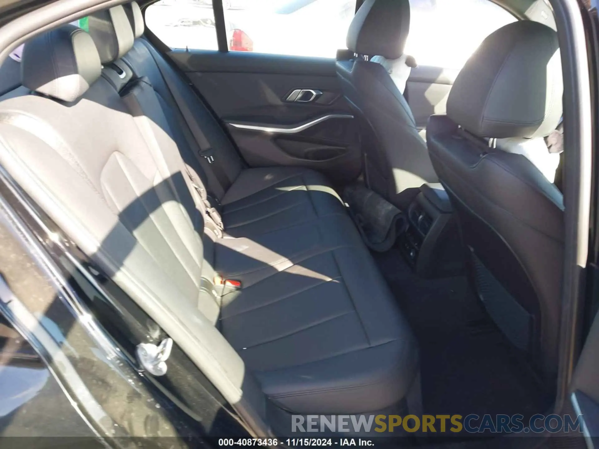 8 fotografías del automóvil dañado 3MW5R1J01L8B14418 BMW 330I 2020