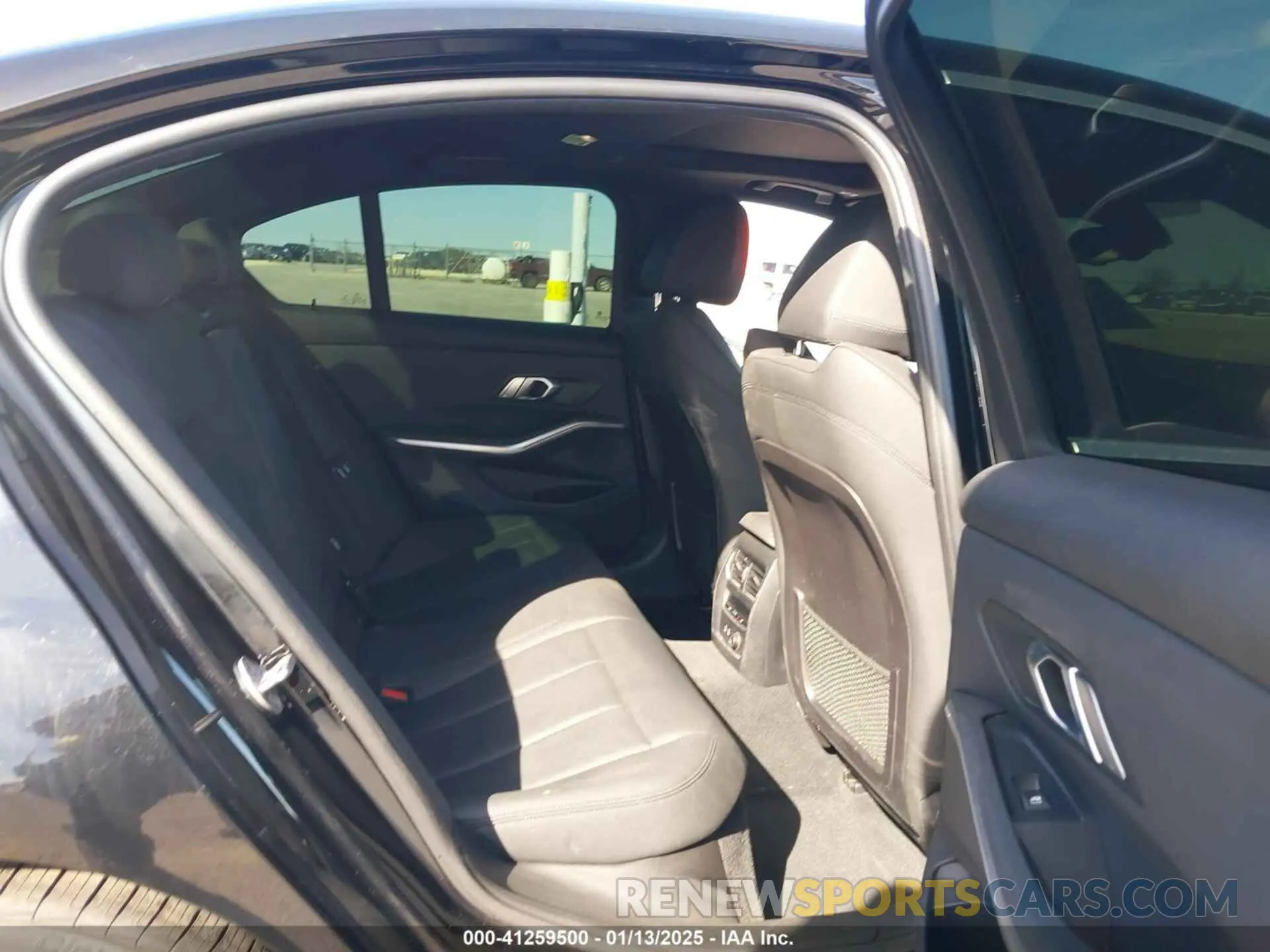 8 fotografías del automóvil dañado 3MW5R1J01L8B37164 BMW 330I 2020