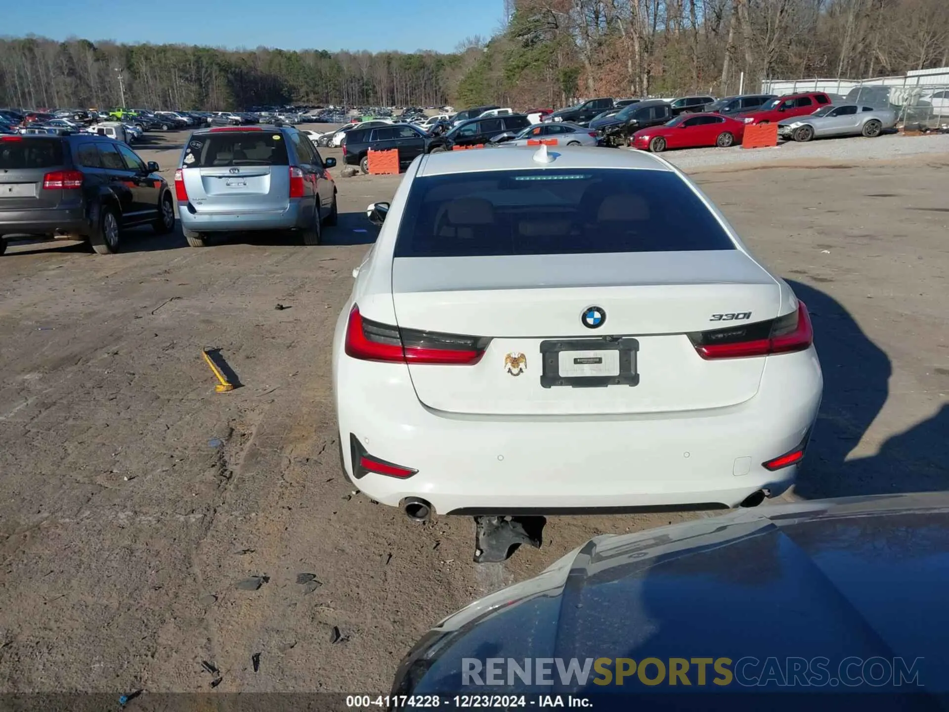 16 fotografías del automóvil dañado 3MW5R1J02L8B07509 BMW 330I 2020