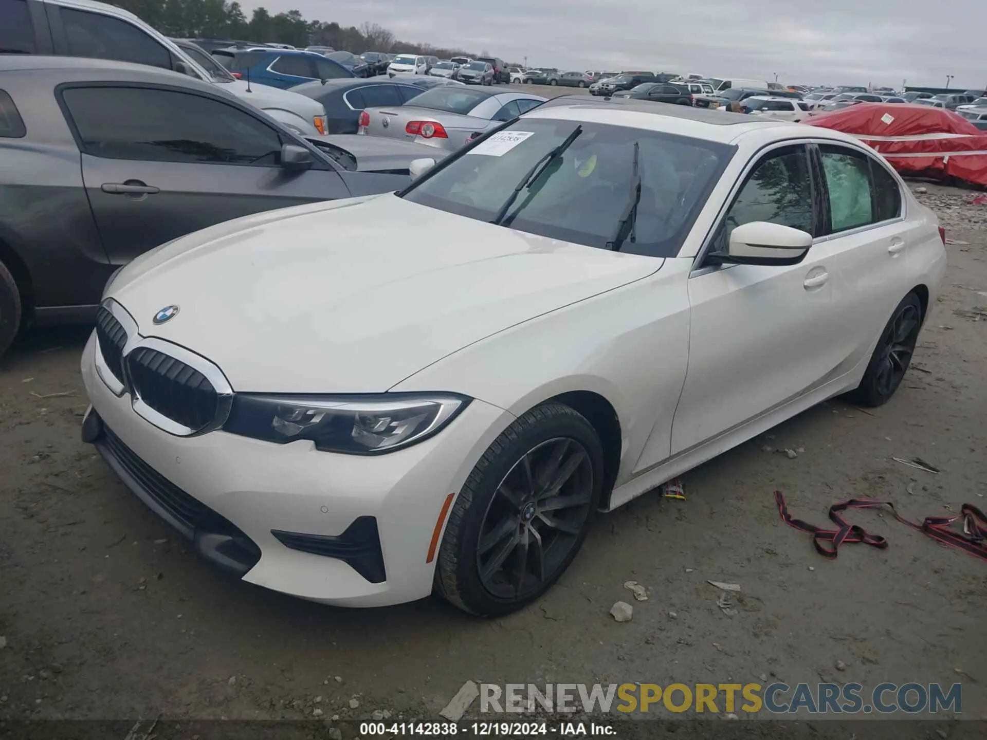 2 fotografías del automóvil dañado 3MW5R1J02L8B07932 BMW 330I 2020