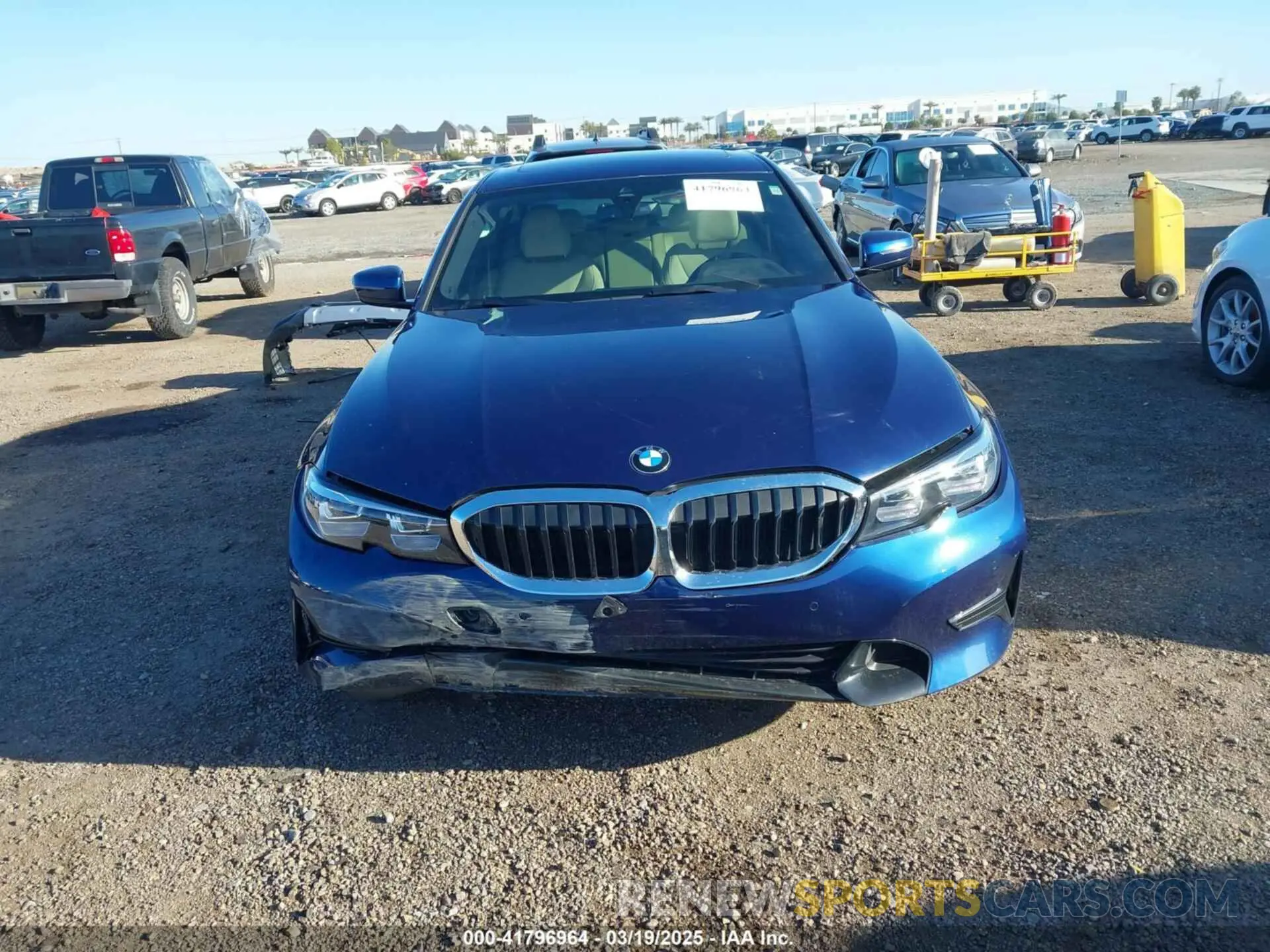12 fotografías del automóvil dañado 3MW5R1J02L8B36329 BMW 330I 2020