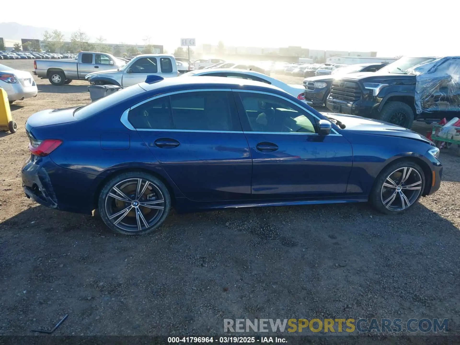 13 fotografías del automóvil dañado 3MW5R1J02L8B36329 BMW 330I 2020