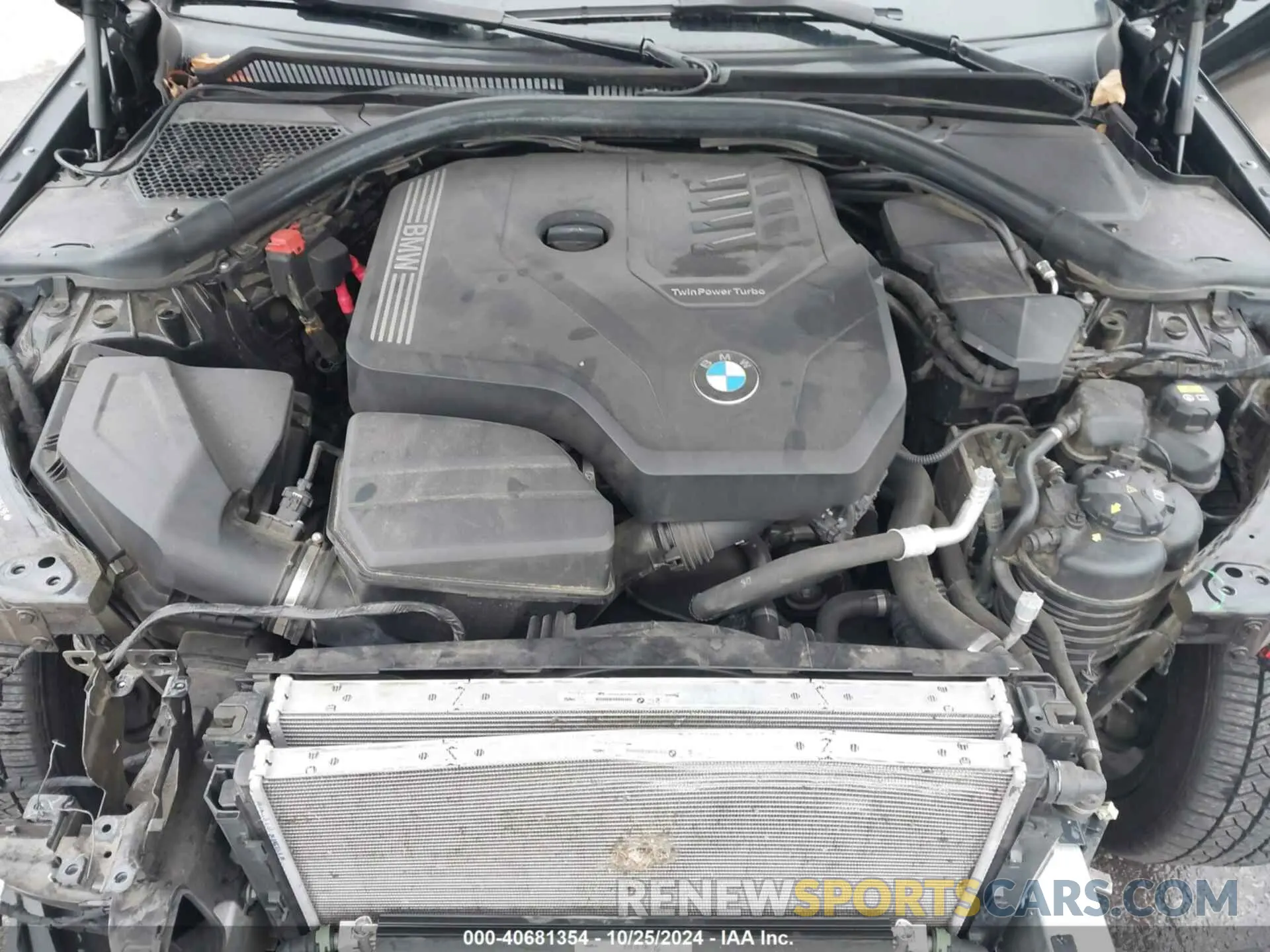 10 fotografías del automóvil dañado 3MW5R1J04L8B26496 BMW 330I 2020