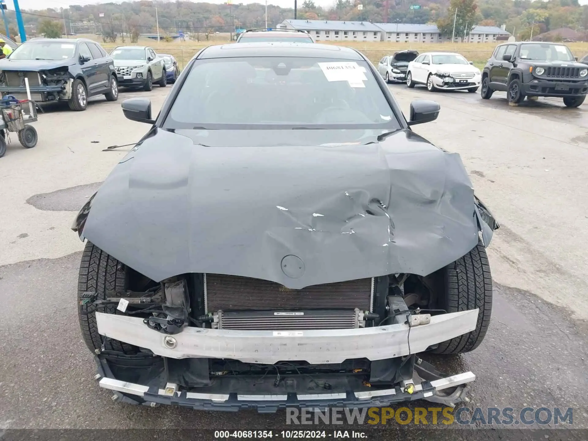13 fotografías del automóvil dañado 3MW5R1J04L8B26496 BMW 330I 2020