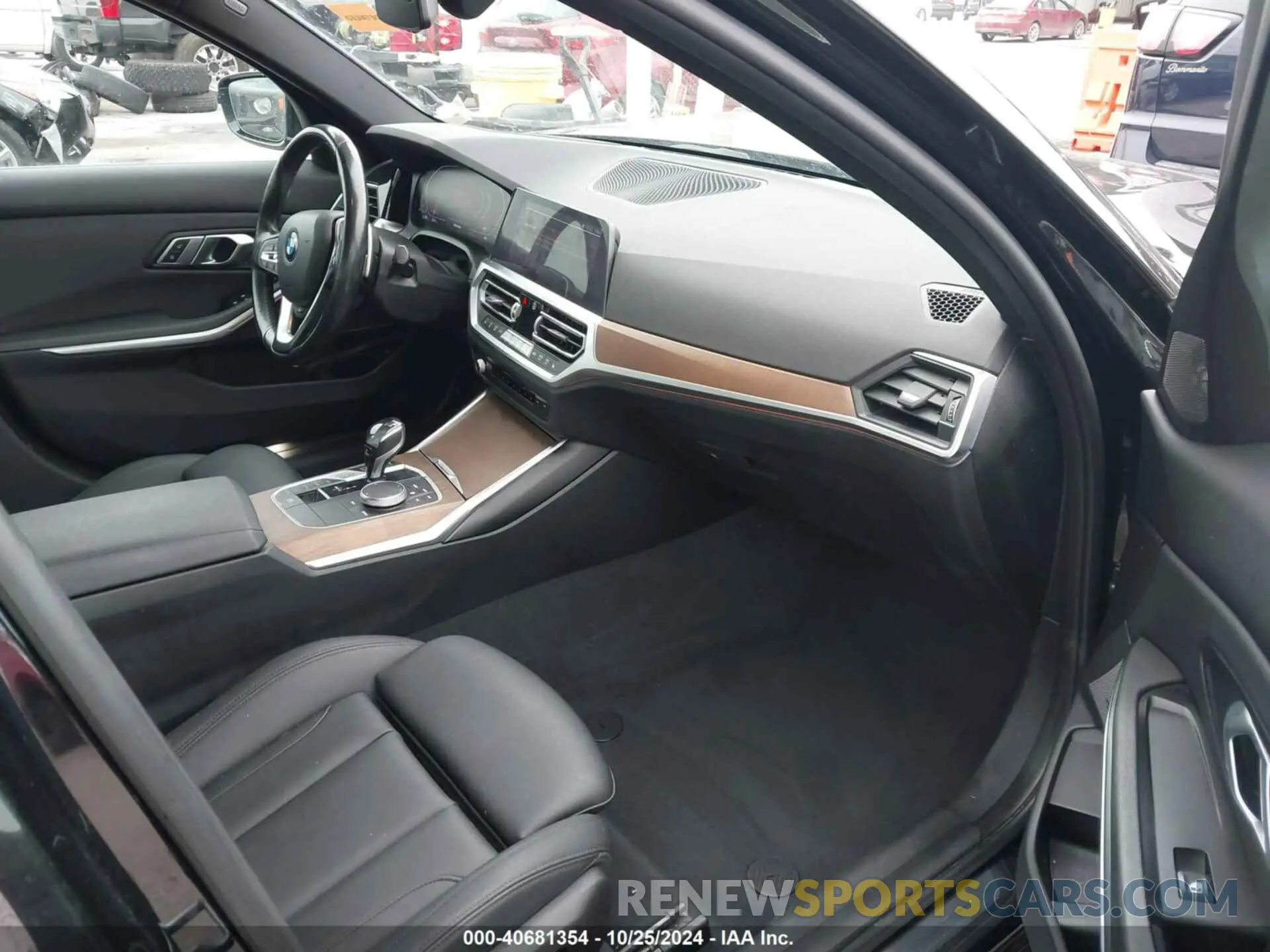 5 fotografías del automóvil dañado 3MW5R1J04L8B26496 BMW 330I 2020