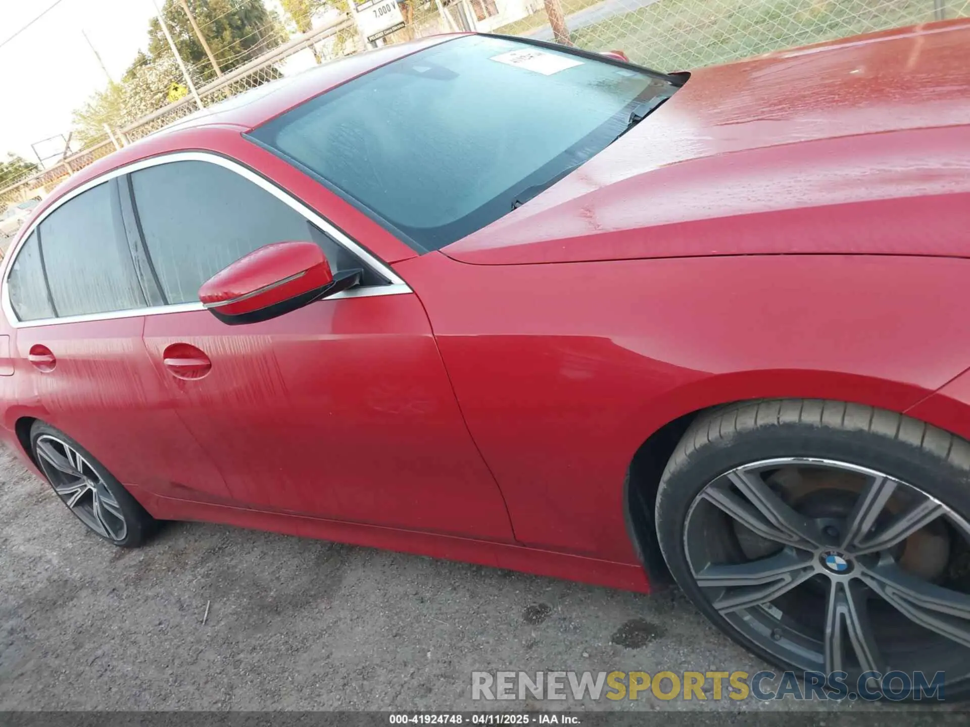 13 fotografías del automóvil dañado 3MW5R1J05L8B23204 BMW 330I 2020