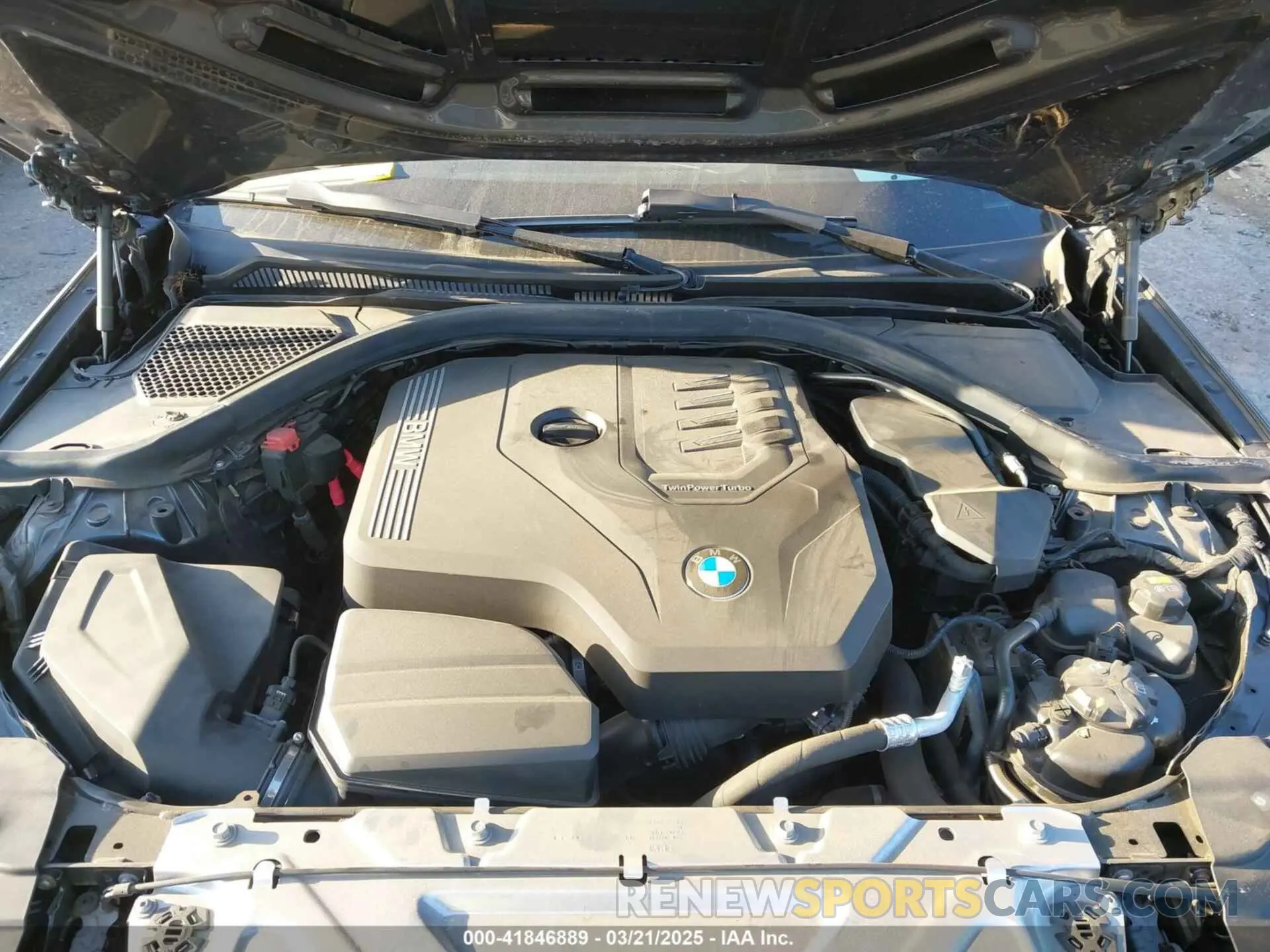 10 fotografías del automóvil dañado 3MW5R1J06L8B17024 BMW 330I 2020