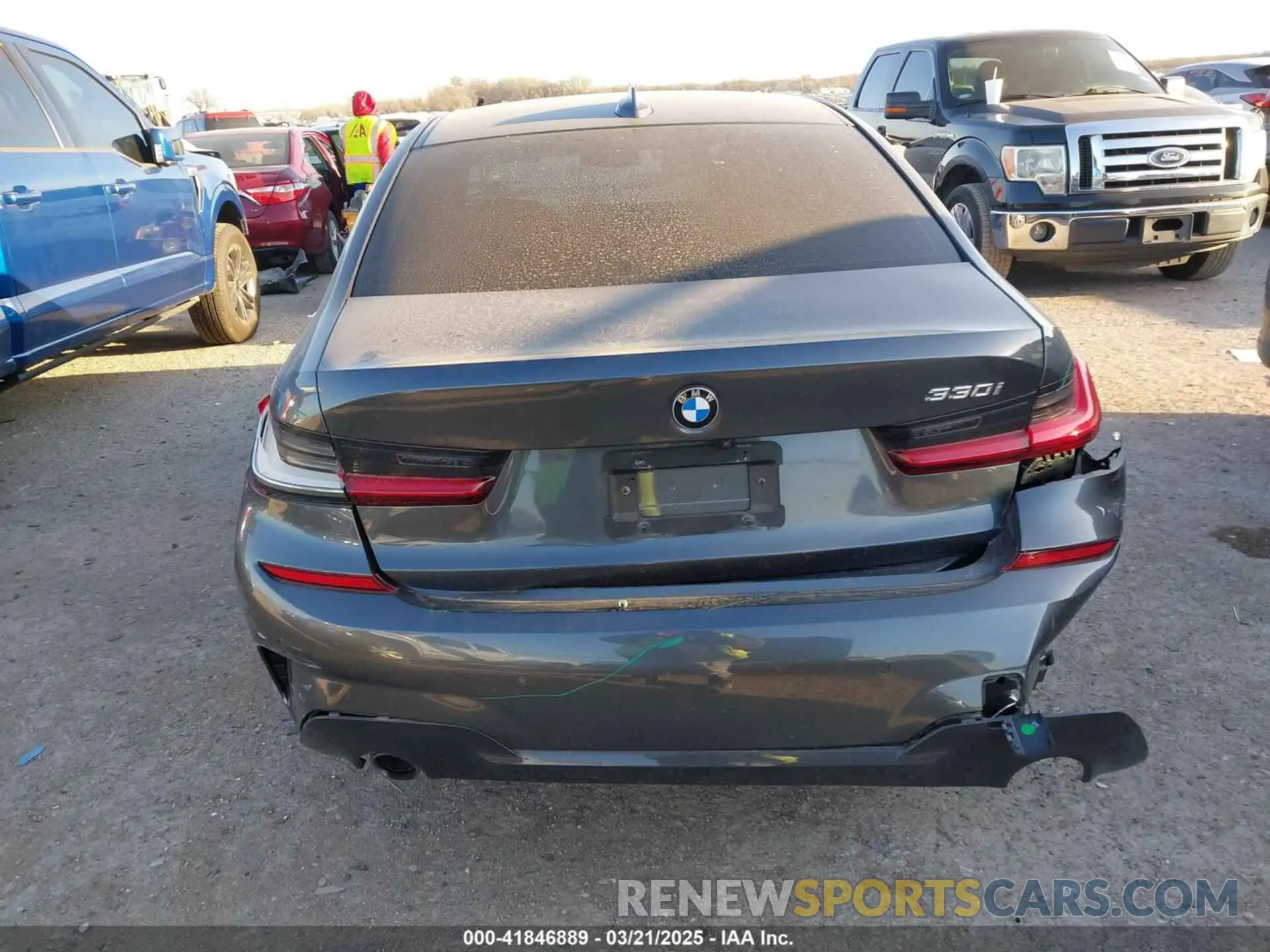 16 fotografías del automóvil dañado 3MW5R1J06L8B17024 BMW 330I 2020