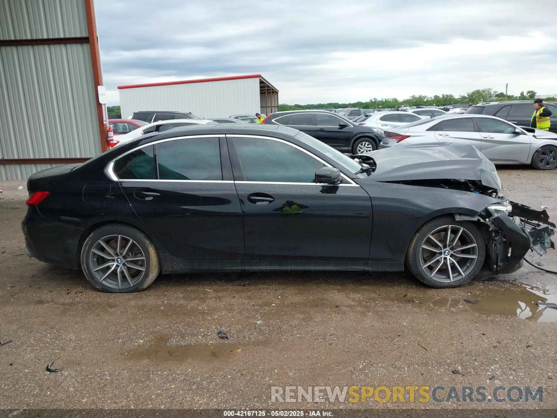 13 fotografías del automóvil dañado 3MW5R1J06L8B46331 BMW 330I 2020