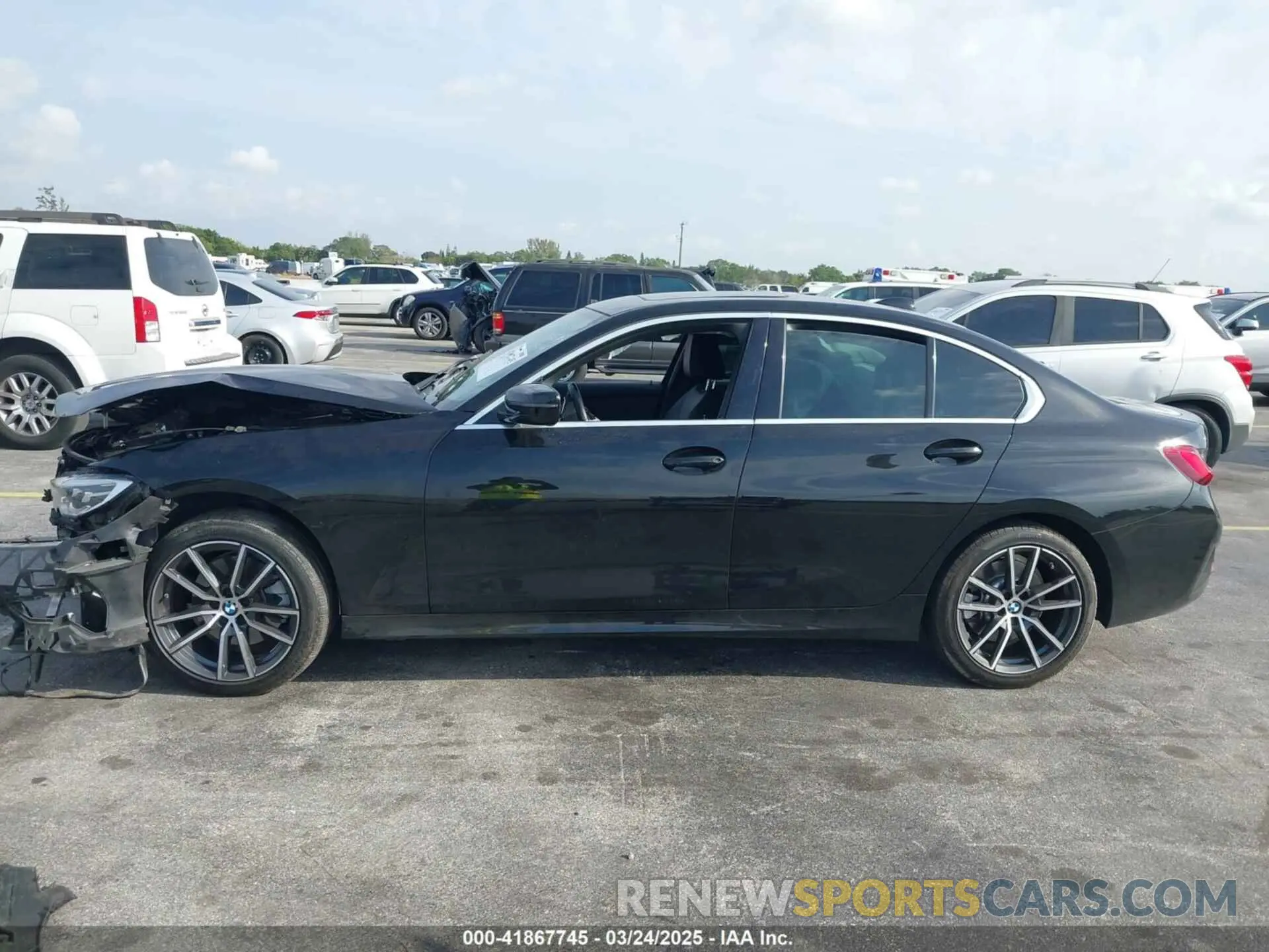 14 fotografías del automóvil dañado 3MW5R1J07L8B22314 BMW 330I 2020