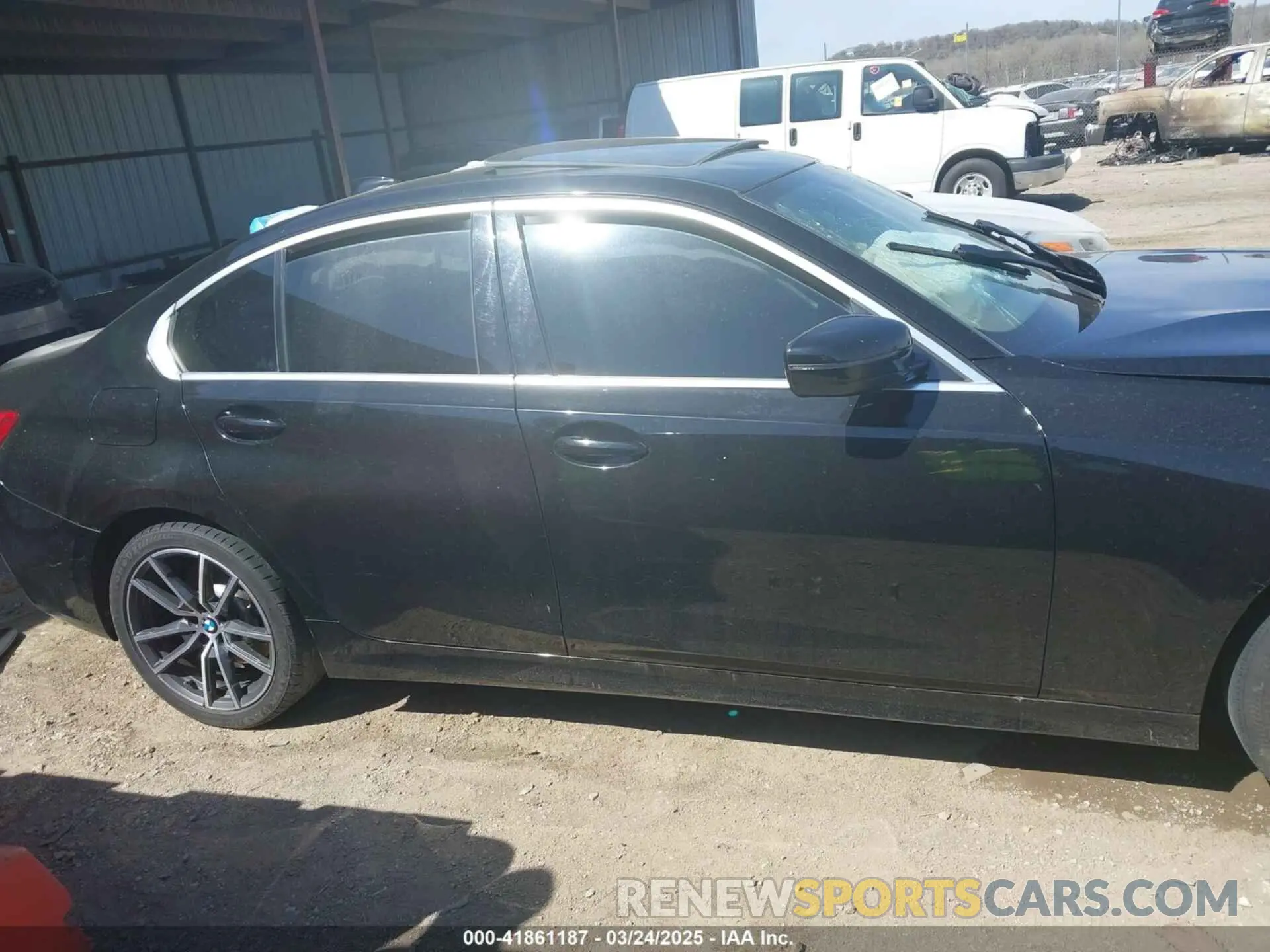 12 fotografías del automóvil dañado 3MW5R1J07L8B24127 BMW 330I 2020