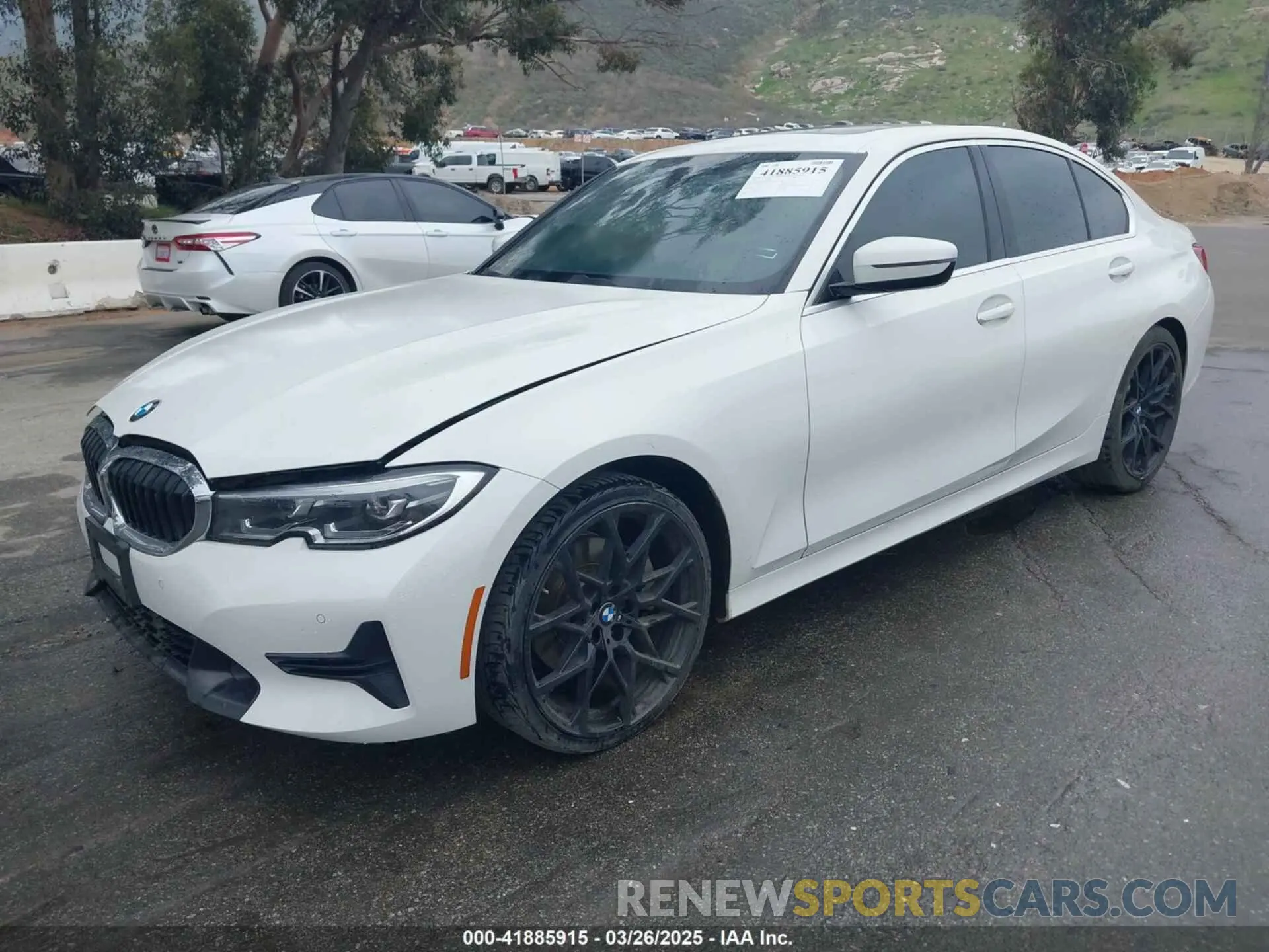 2 fotografías del automóvil dañado 3MW5R1J08L8B15226 BMW 330I 2020