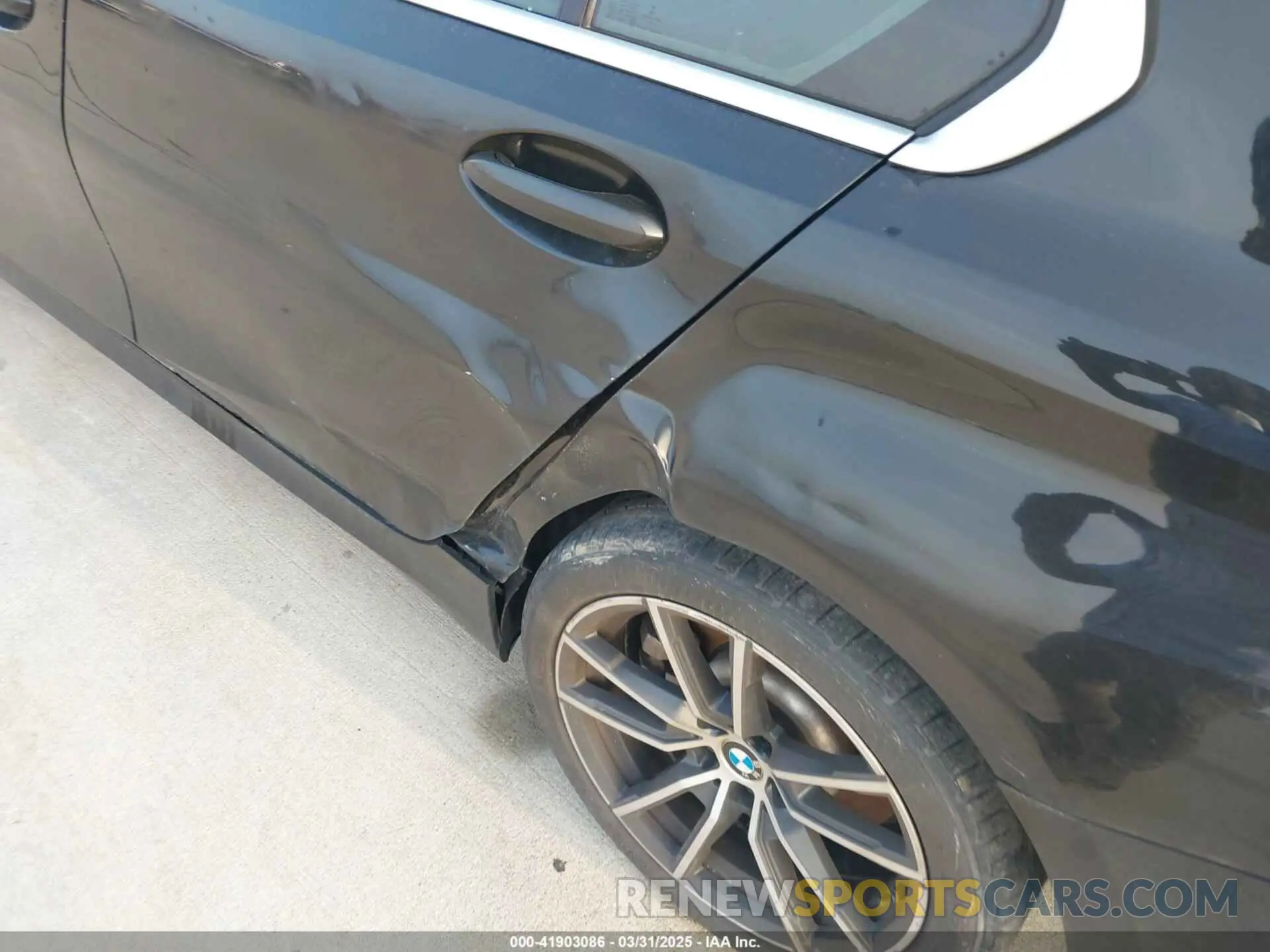 17 fotografías del automóvil dañado 3MW5R1J09L8B23318 BMW 330I 2020