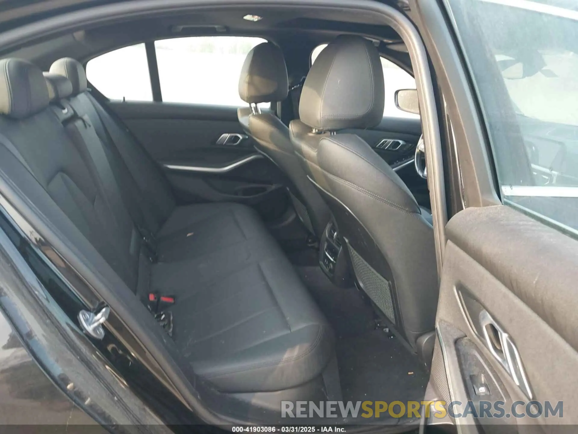 8 fotografías del automóvil dañado 3MW5R1J09L8B23318 BMW 330I 2020