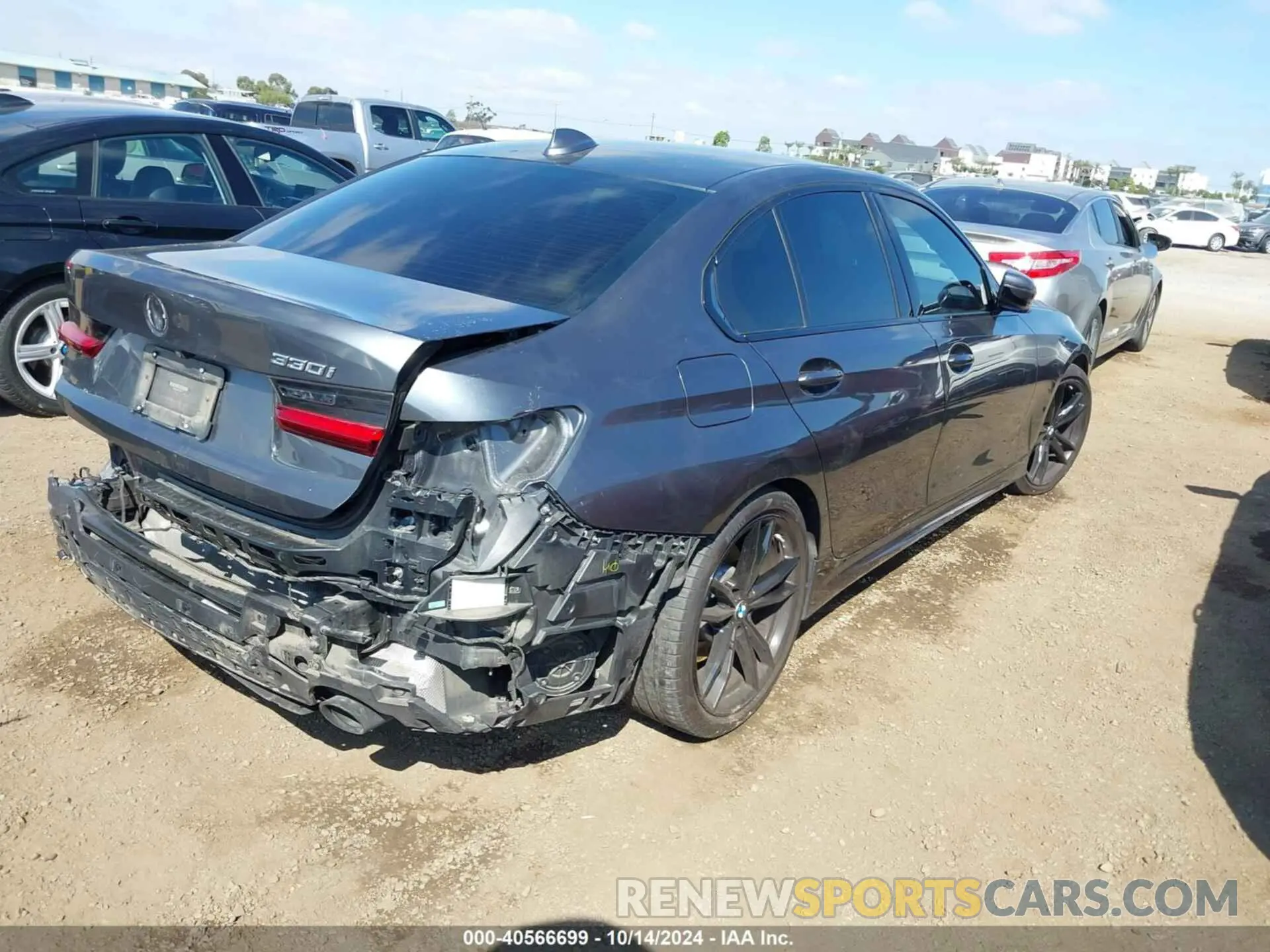 4 fotografías del automóvil dañado 3MW5R1J0XL8B15597 BMW 330I 2020