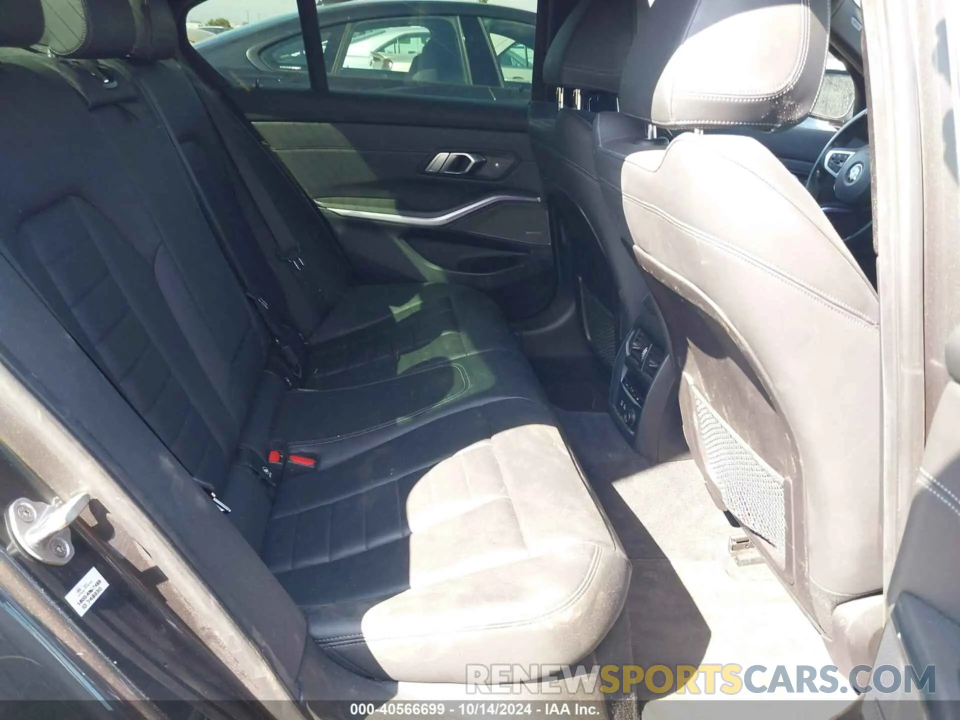 8 fotografías del automóvil dañado 3MW5R1J0XL8B15597 BMW 330I 2020