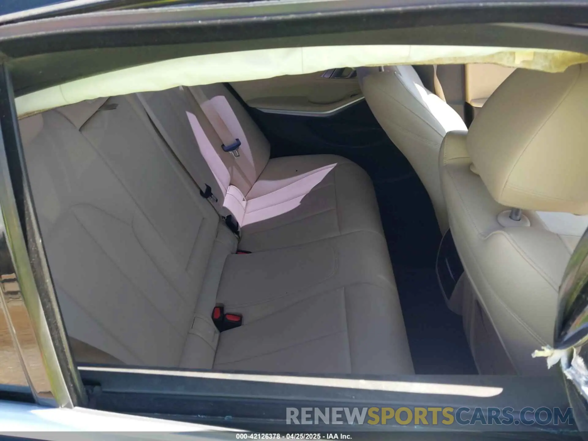 8 fotografías del automóvil dañado 3MW5R1J0XL8B20976 BMW 330I 2020