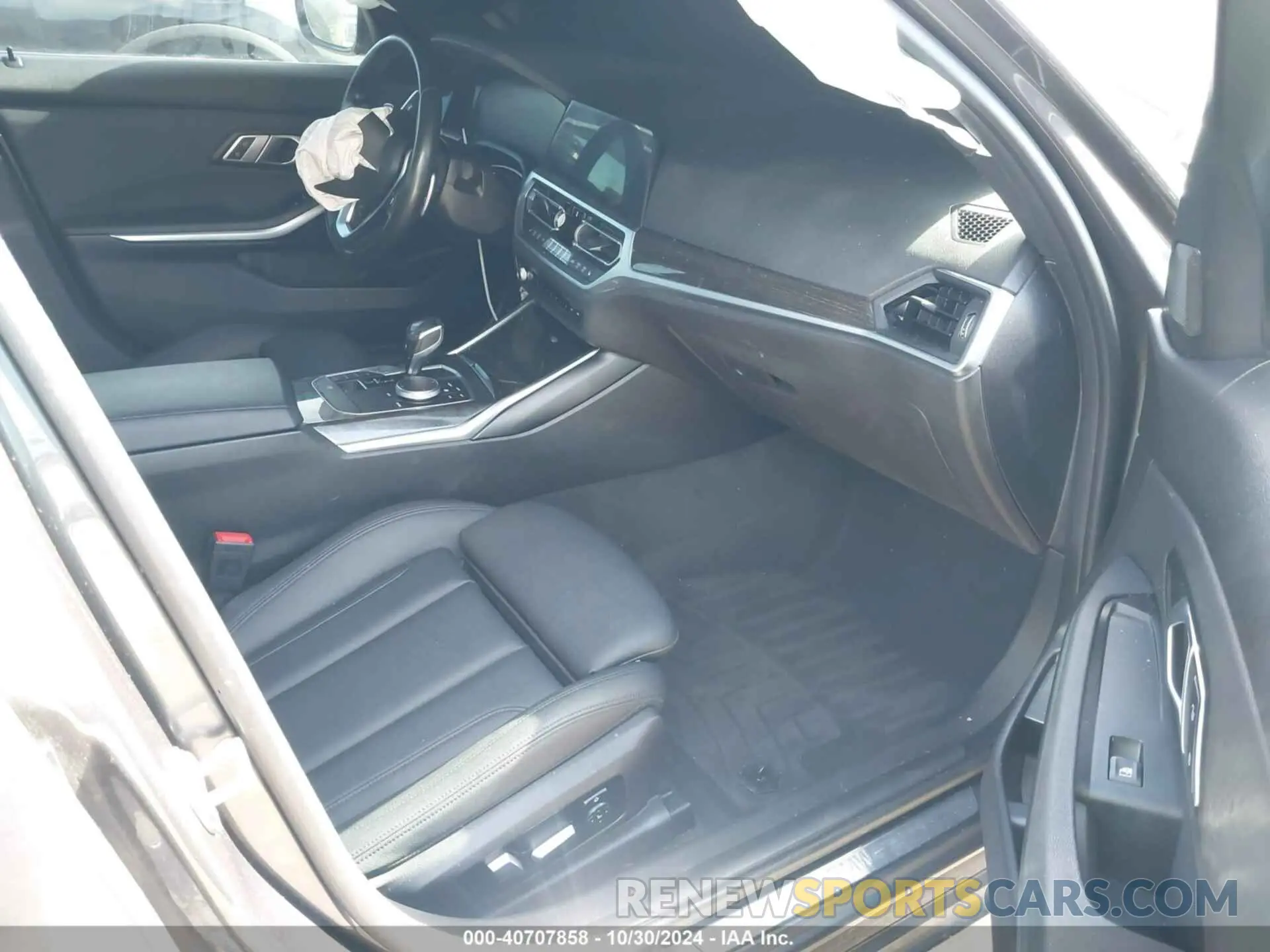 5 fotografías del automóvil dañado 3MW5R1J0XL8B23022 BMW 330I 2020