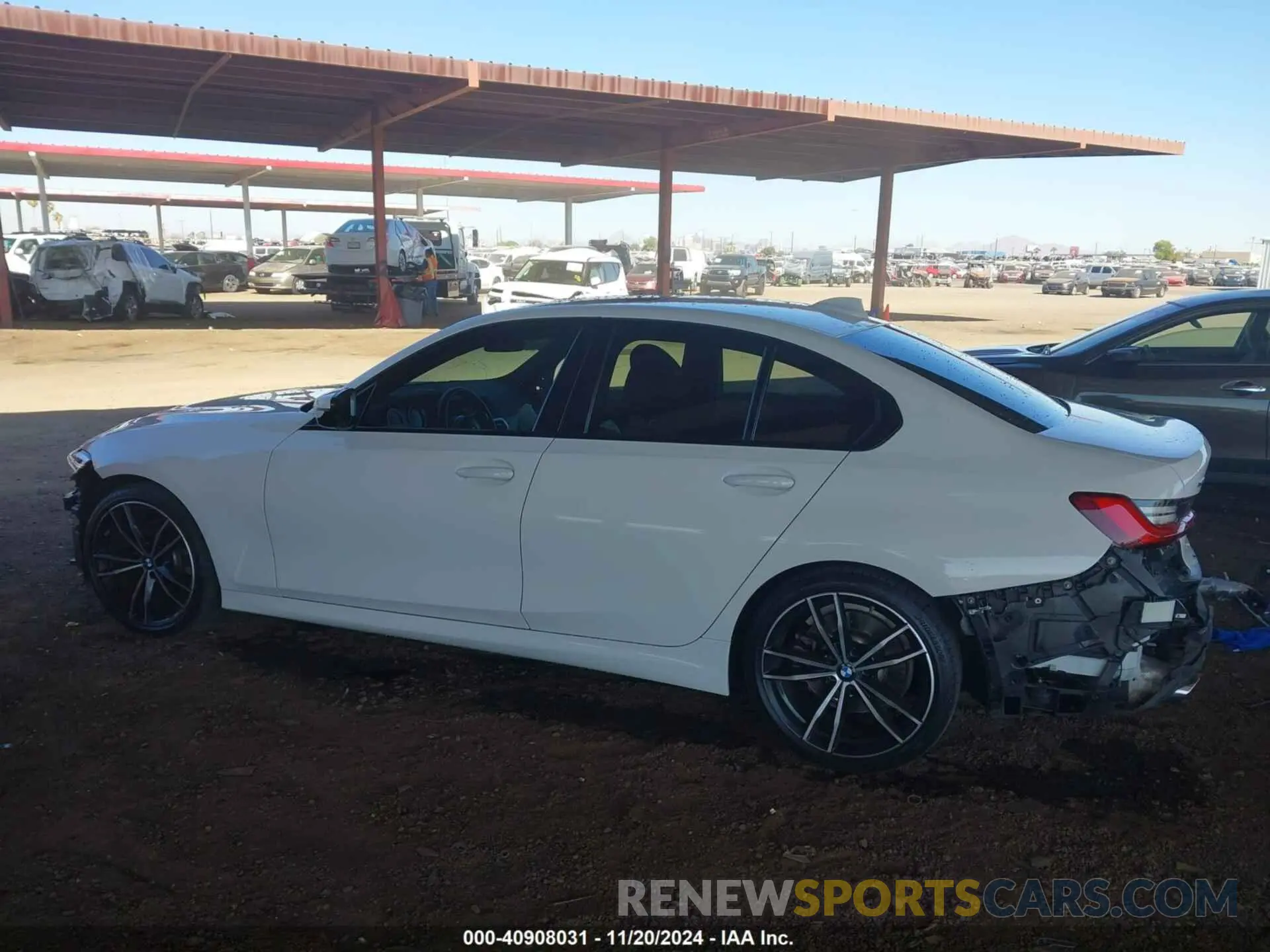 14 fotografías del automóvil dañado 3MW5R7J00L8B17734 BMW 330I 2020