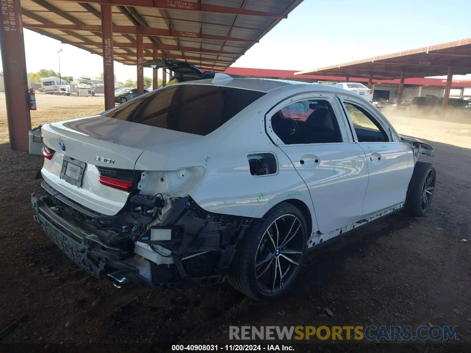 4 fotografías del automóvil dañado 3MW5R7J00L8B17734 BMW 330I 2020