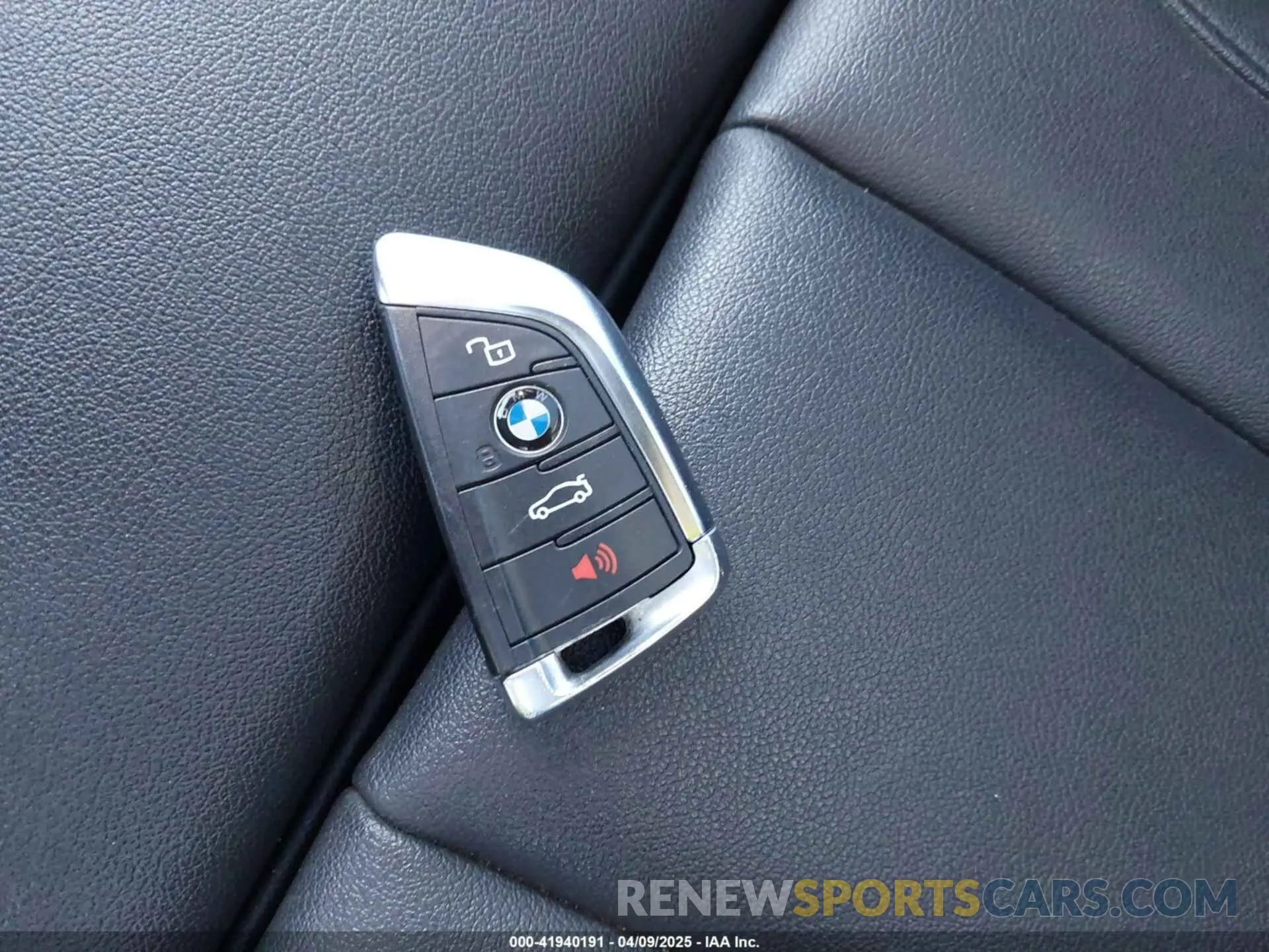 11 fotografías del automóvil dañado 3MW5R7J00L8B32413 BMW 330I 2020