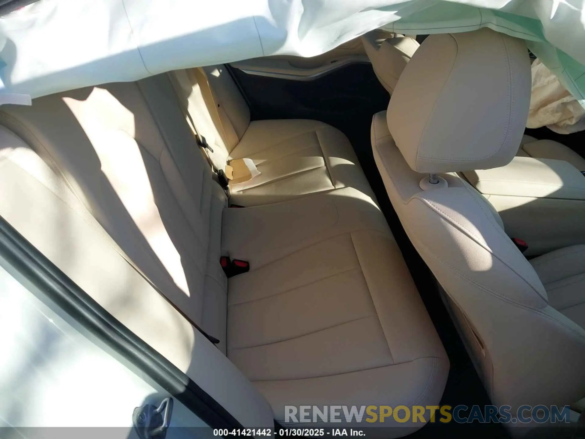 8 fotografías del automóvil dañado 3MW5R7J00L8B34288 BMW 330I 2020