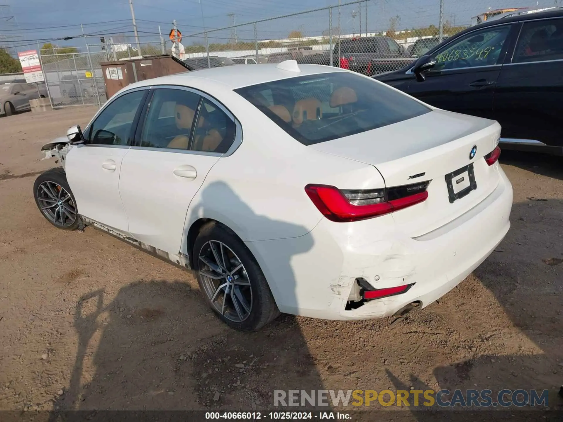 3 fotografías del automóvil dañado 3MW5R7J01L8B05074 BMW 330I 2020