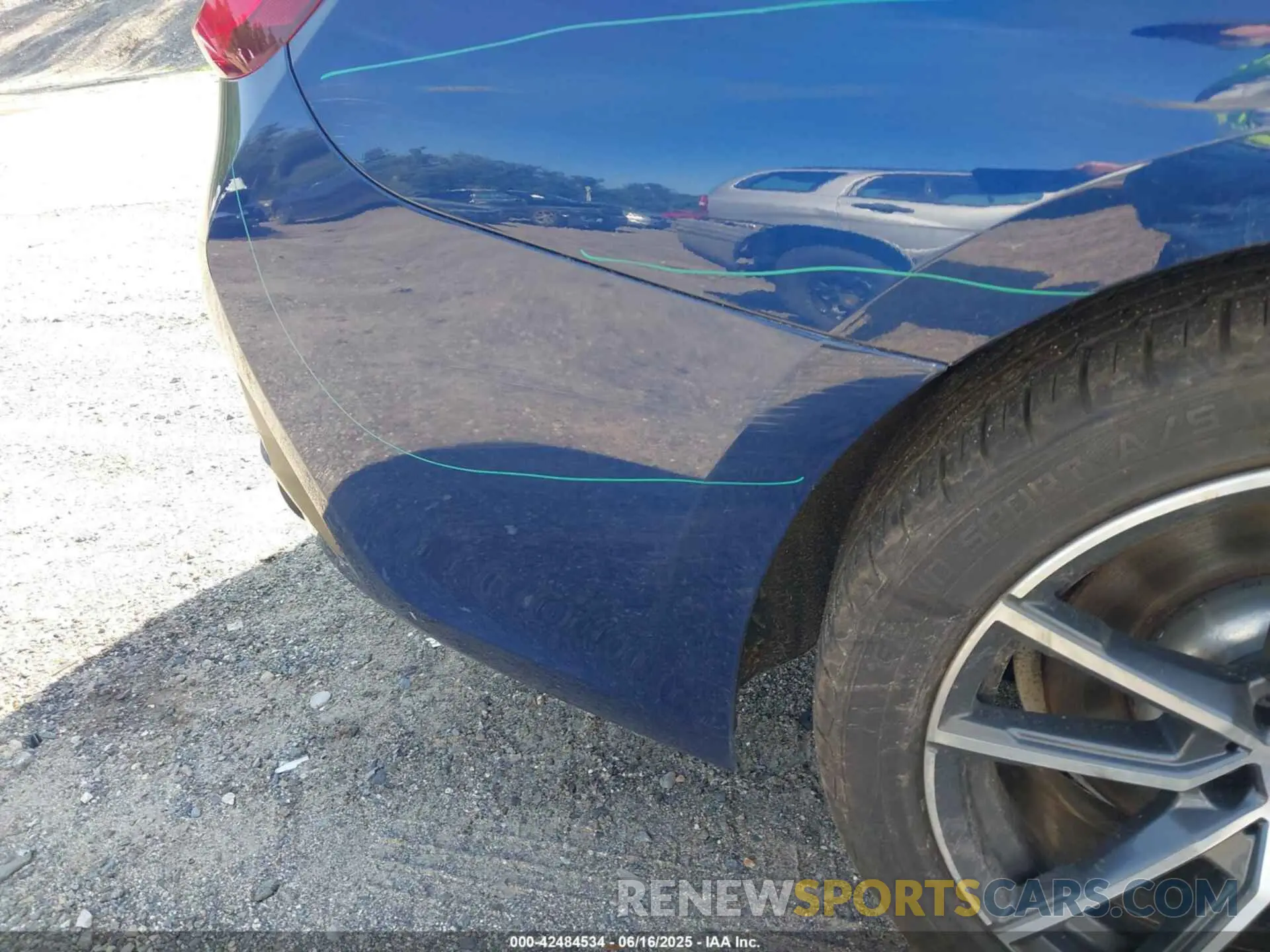 21 fotografías del automóvil dañado 3MW5R7J01L8B09898 BMW 330I 2020