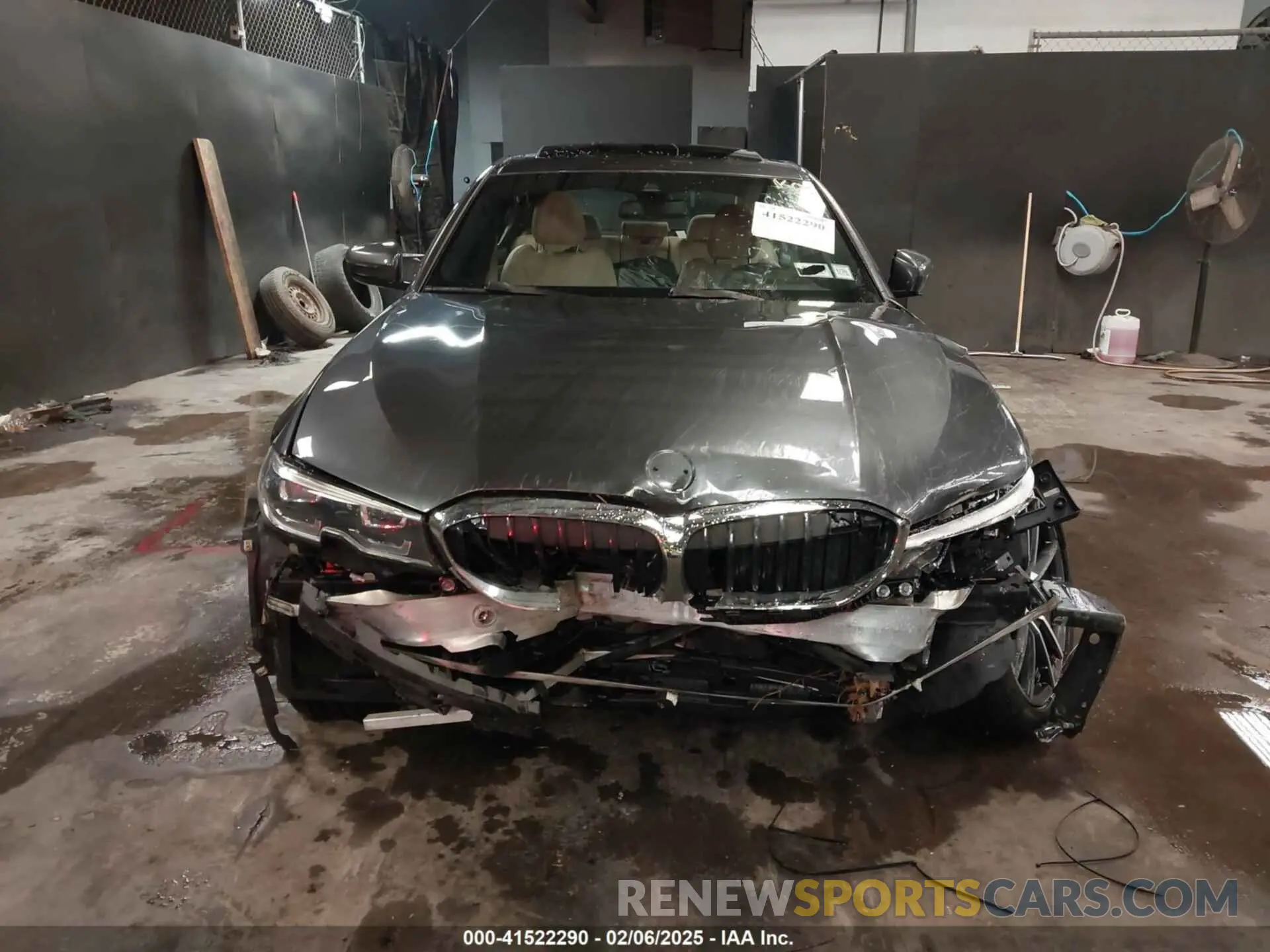13 fotografías del automóvil dañado 3MW5R7J01L8B17306 BMW 330I 2020