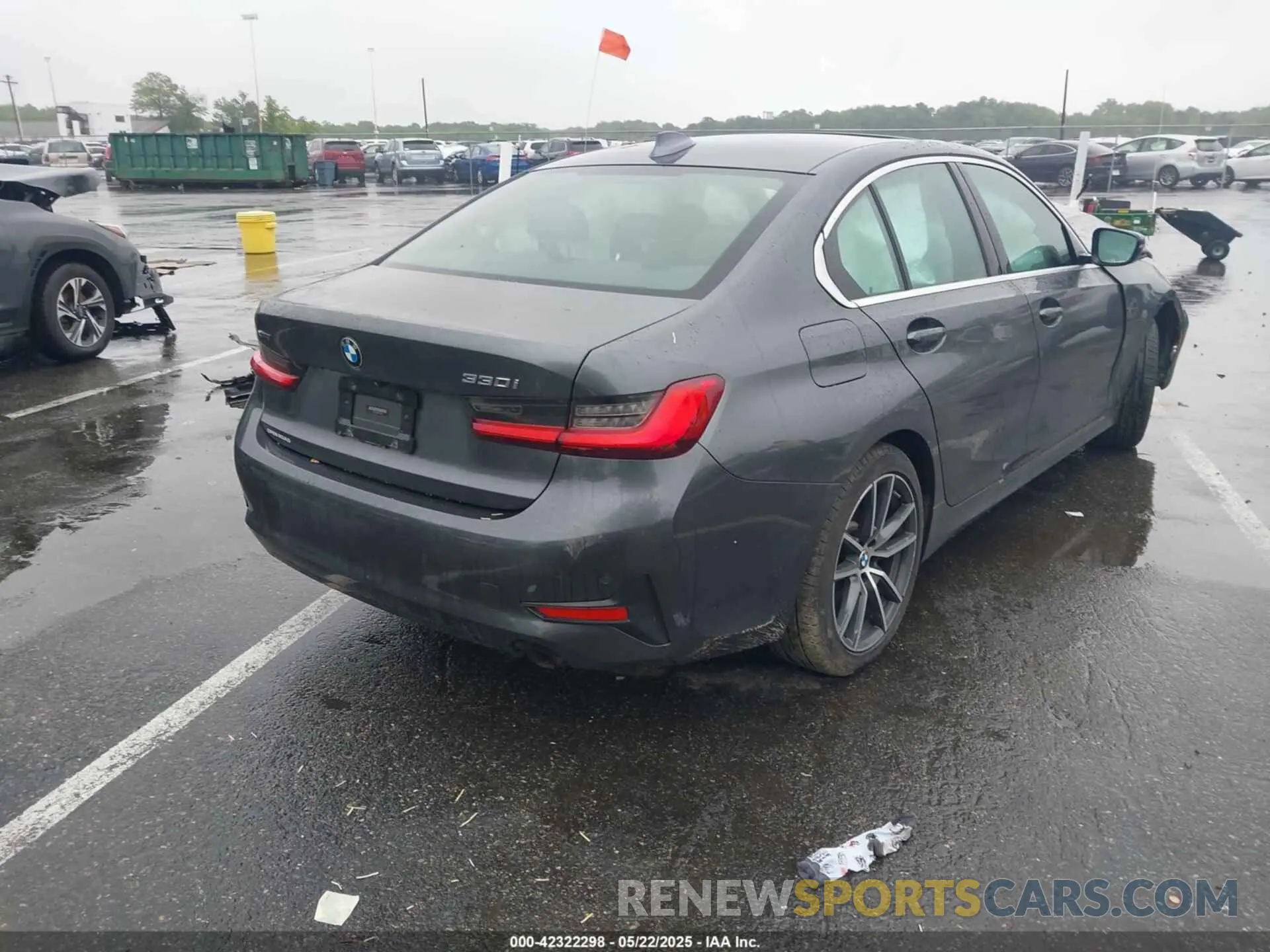 4 fotografías del automóvil dañado 3MW5R7J02L8B11434 BMW 330I 2020