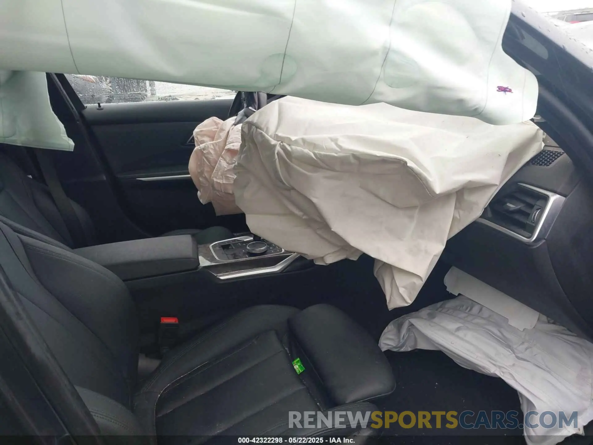 5 fotografías del automóvil dañado 3MW5R7J02L8B11434 BMW 330I 2020