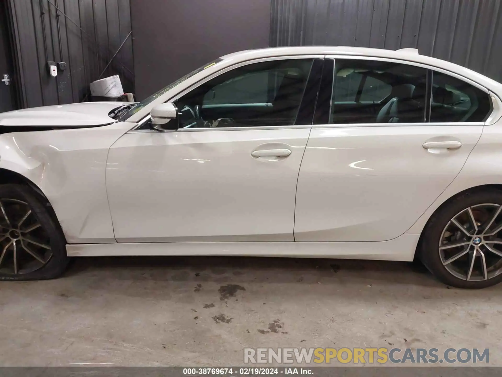 14 fotografías del automóvil dañado 3MW5R7J03L8B44703 BMW 330I 2020