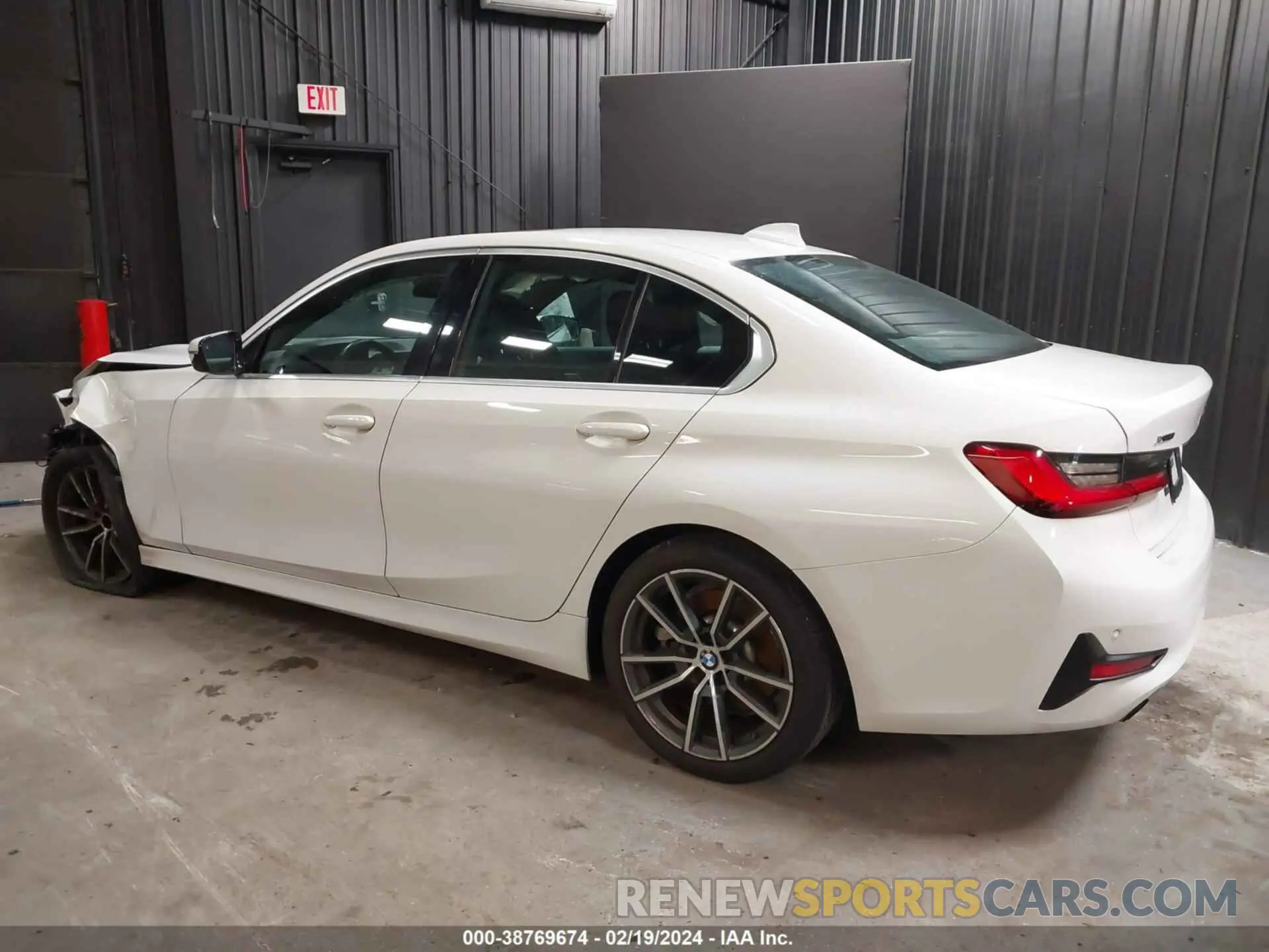 3 fotografías del automóvil dañado 3MW5R7J03L8B44703 BMW 330I 2020