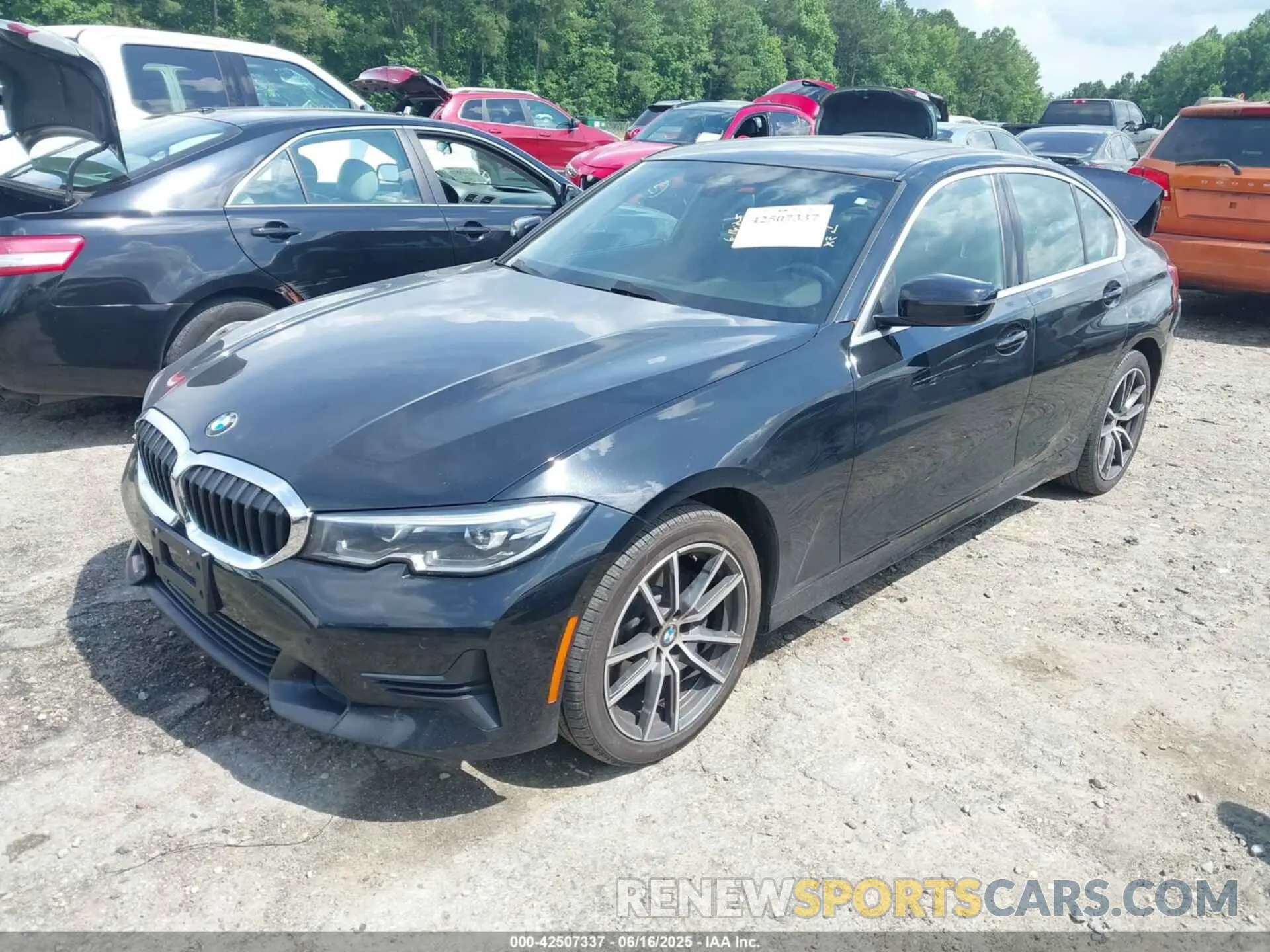2 fotografías del automóvil dañado 3MW5R7J04L8B08616 BMW 330I 2020