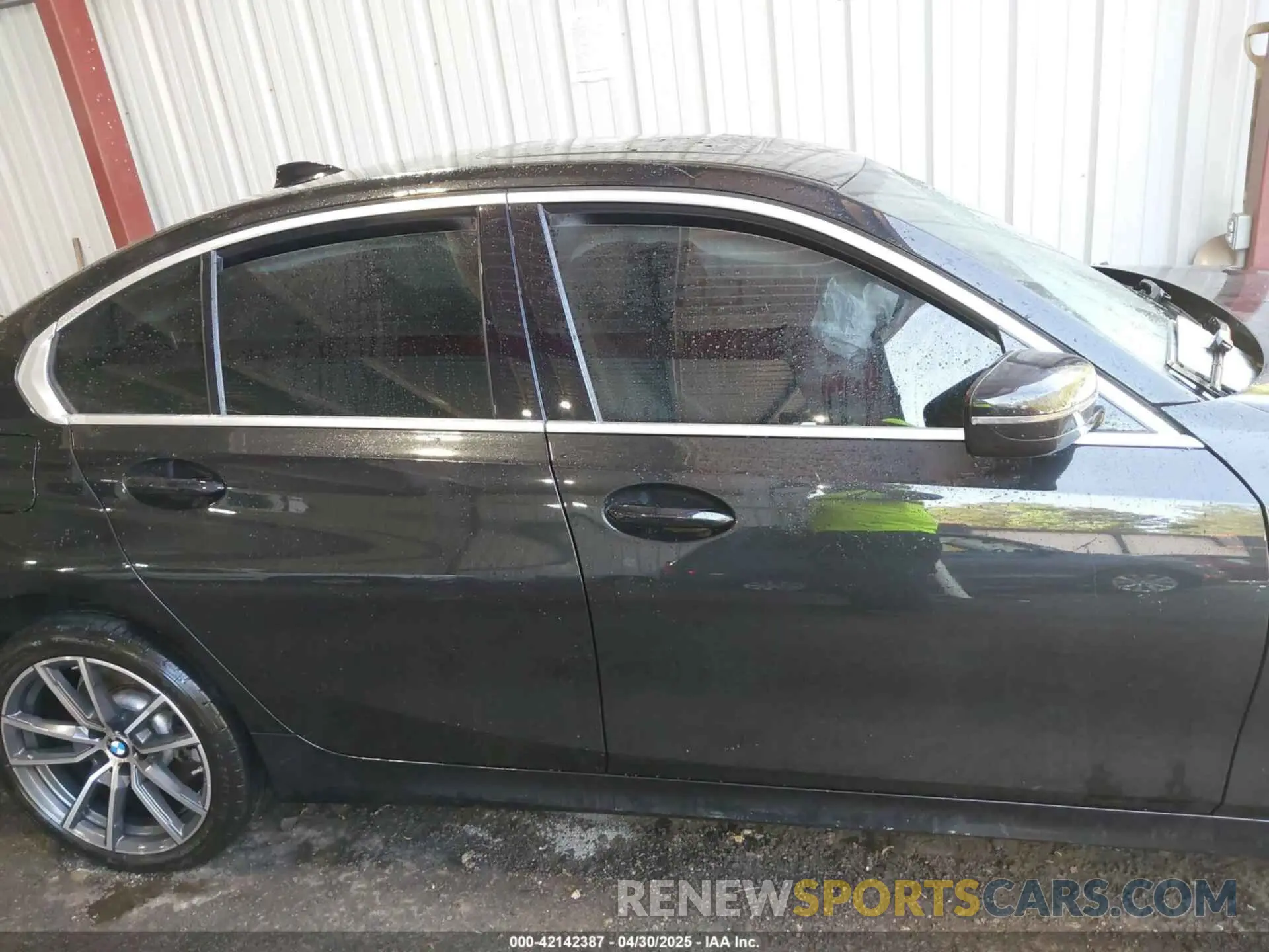 14 fotografías del automóvil dañado 3MW5R7J06L8B32626 BMW 330I 2020