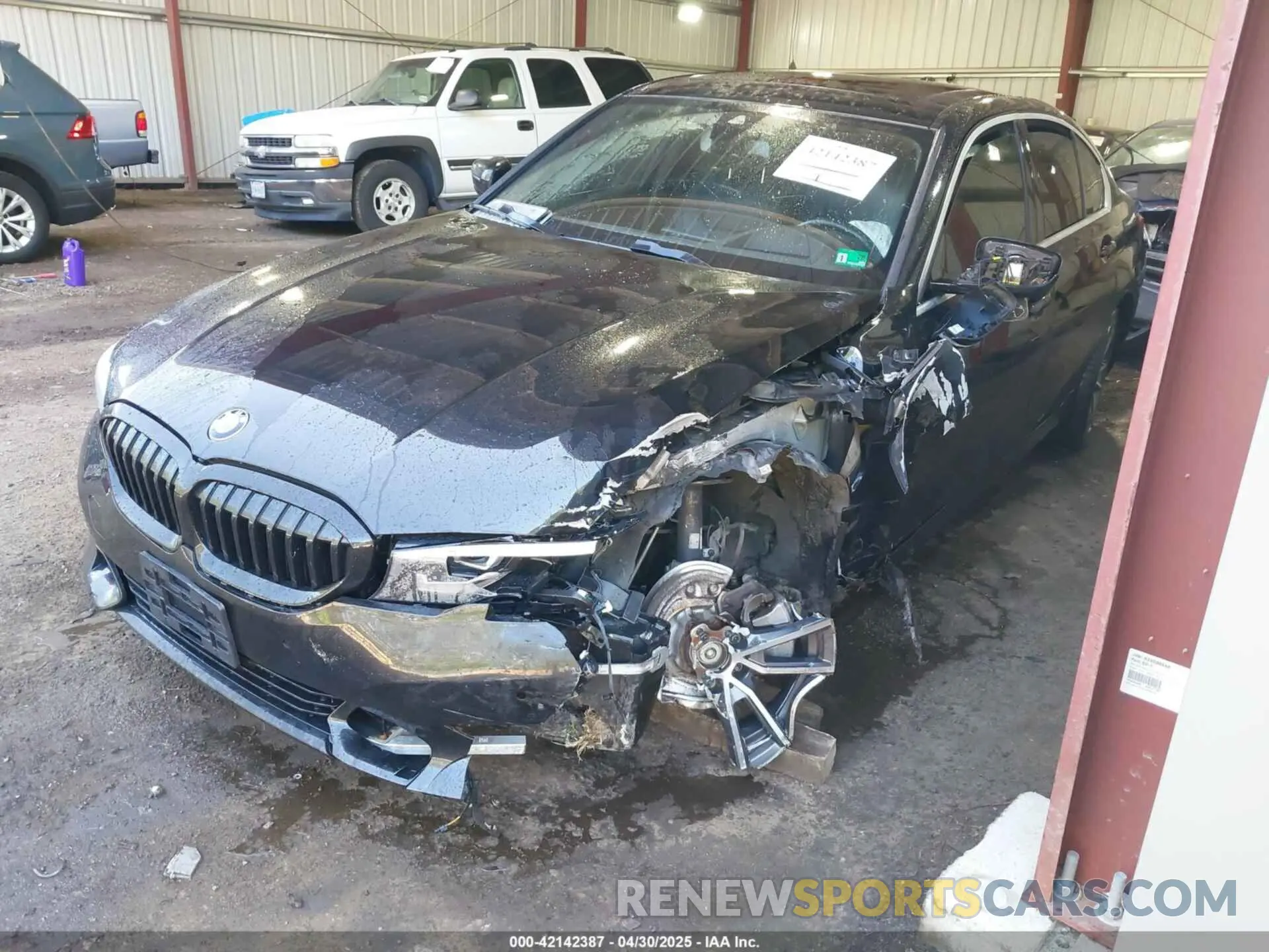2 fotografías del automóvil dañado 3MW5R7J06L8B32626 BMW 330I 2020